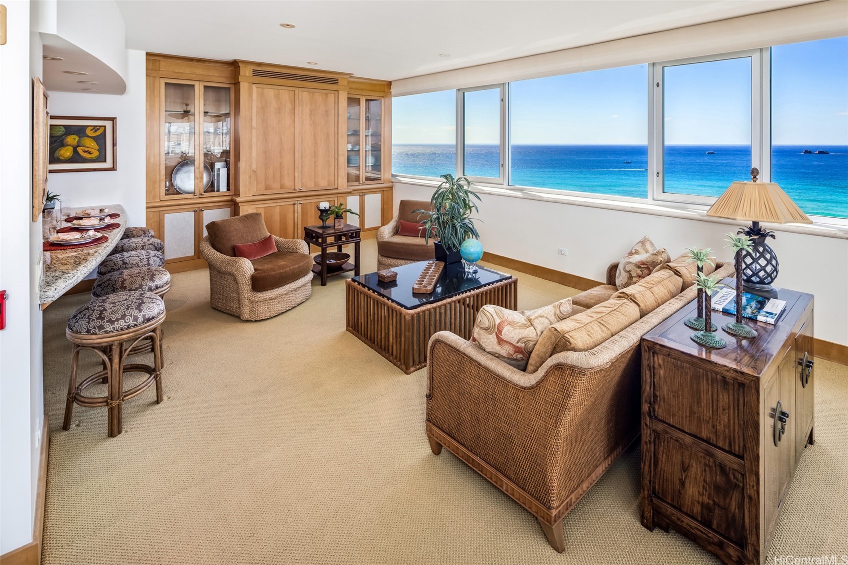 2895 Kalakaua Avenue PH/PH 2