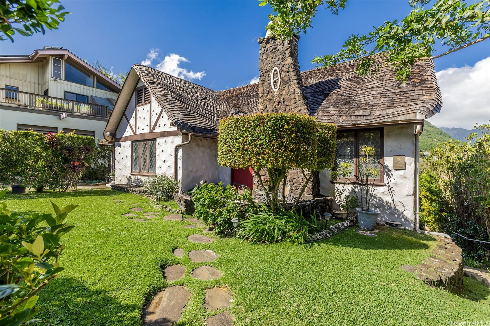 2110 Kakela Place