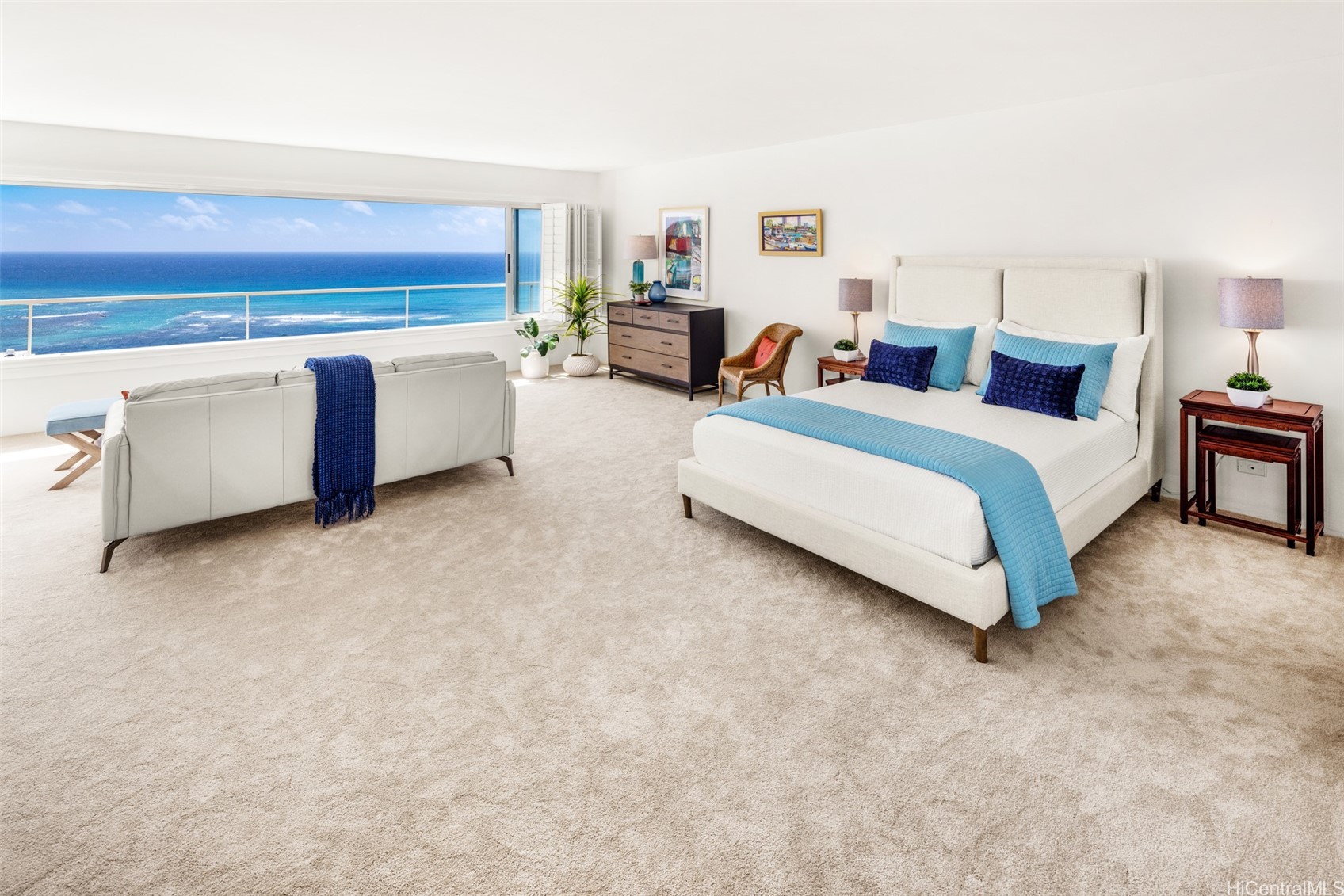 2895 Kalakaua Avenue PH5