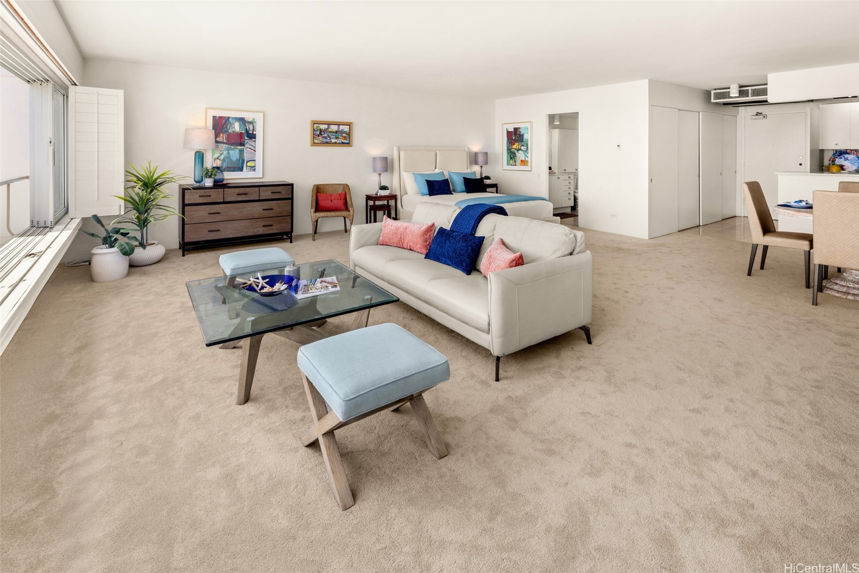 2895 Kalakaua Avenue PH5