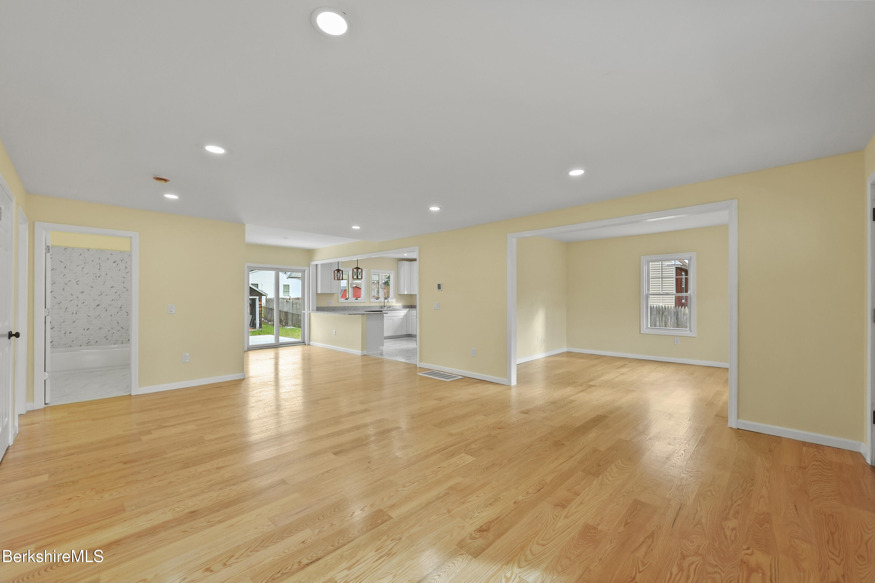 100 Boylston Street Ext