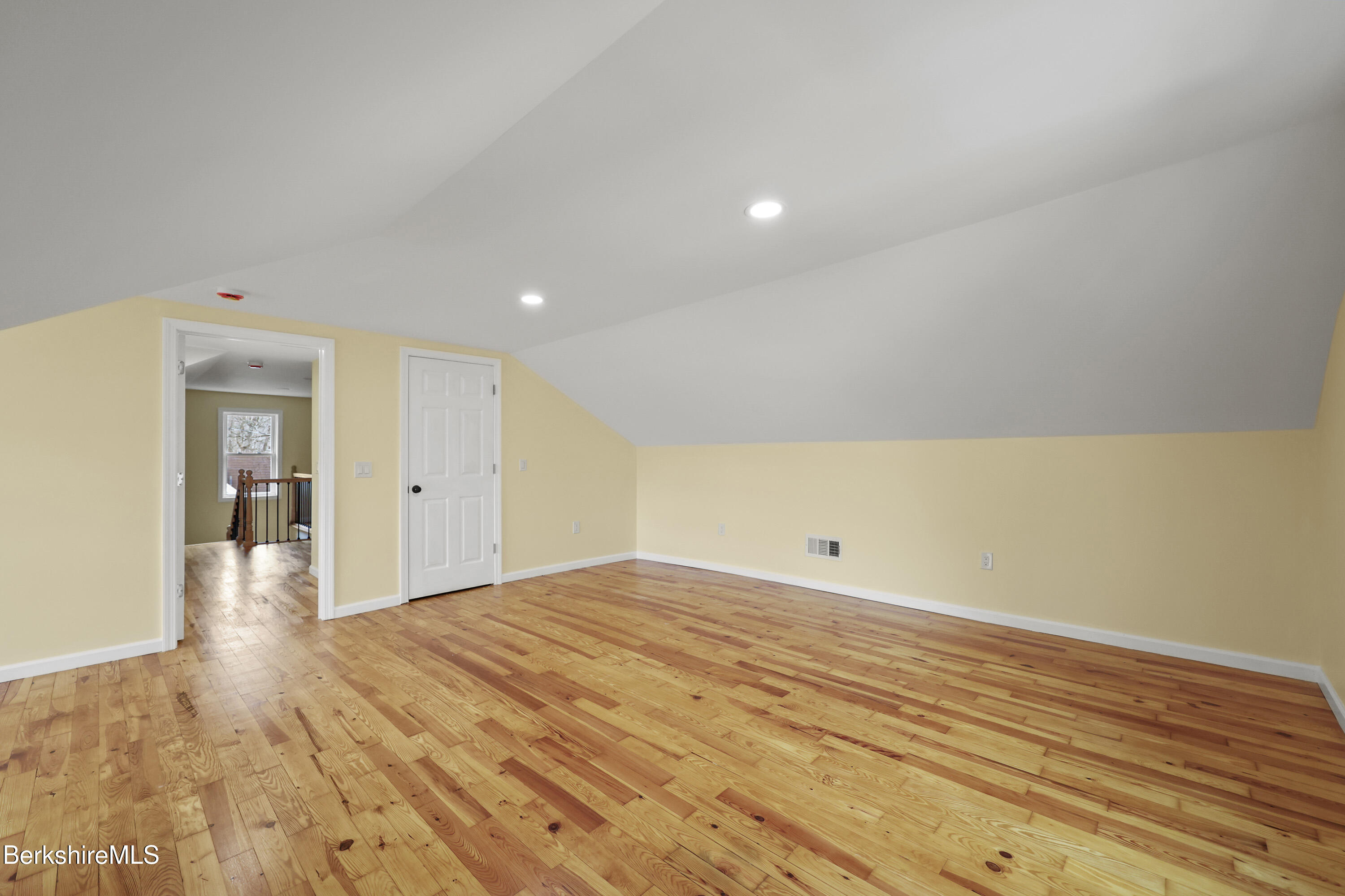 100 Boylston Street Ext