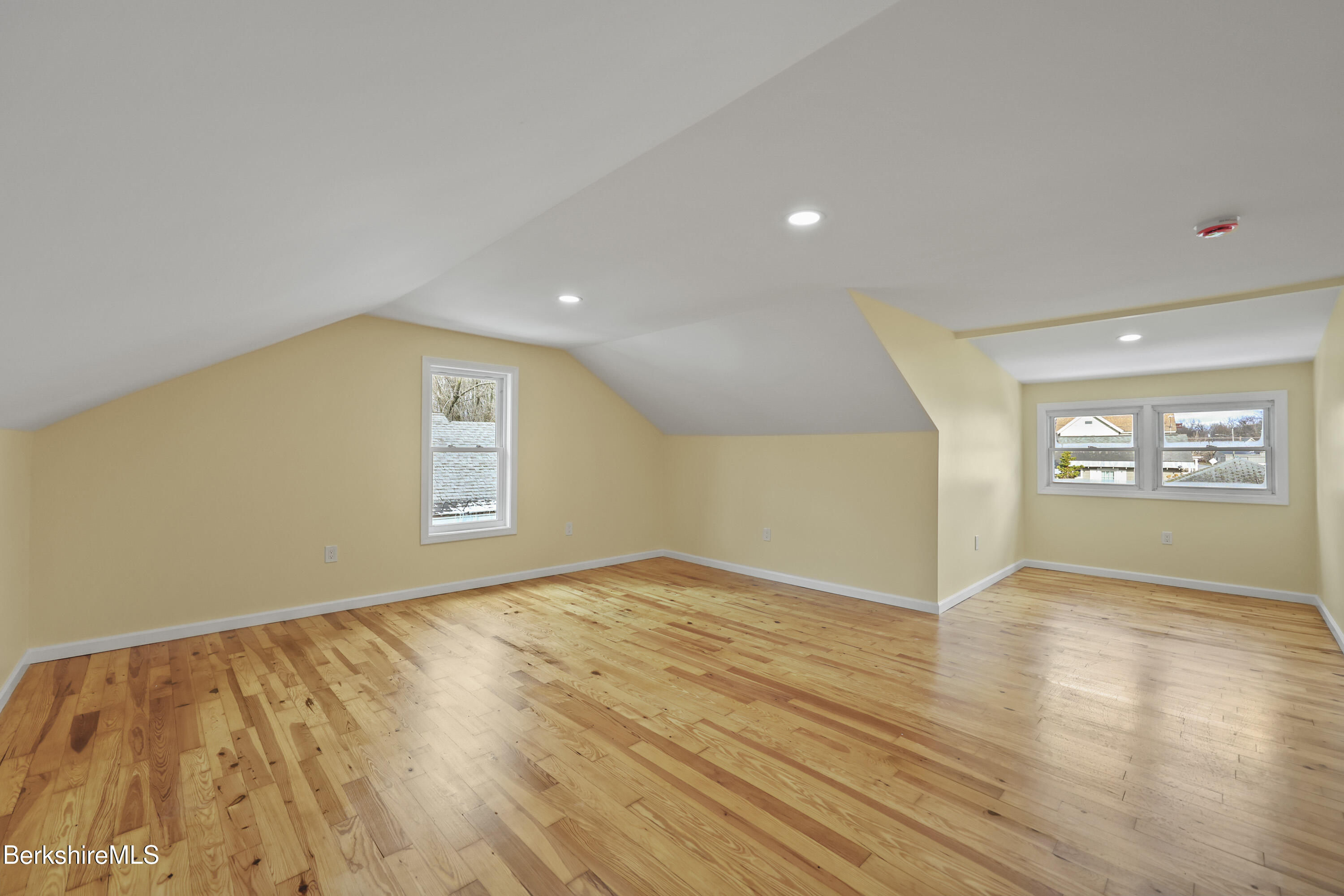 100 Boylston Street Ext