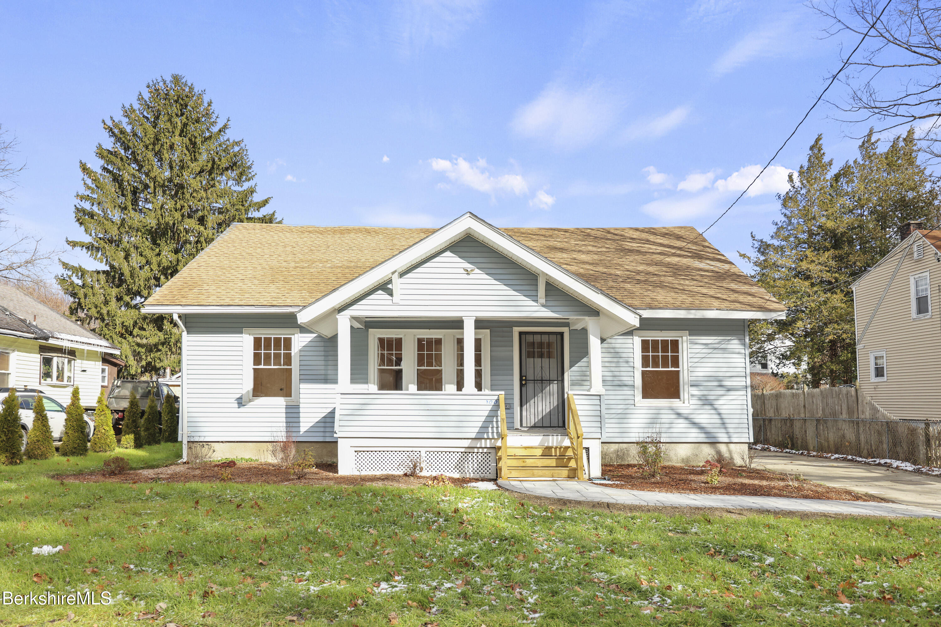 100 Boylston Street Ext