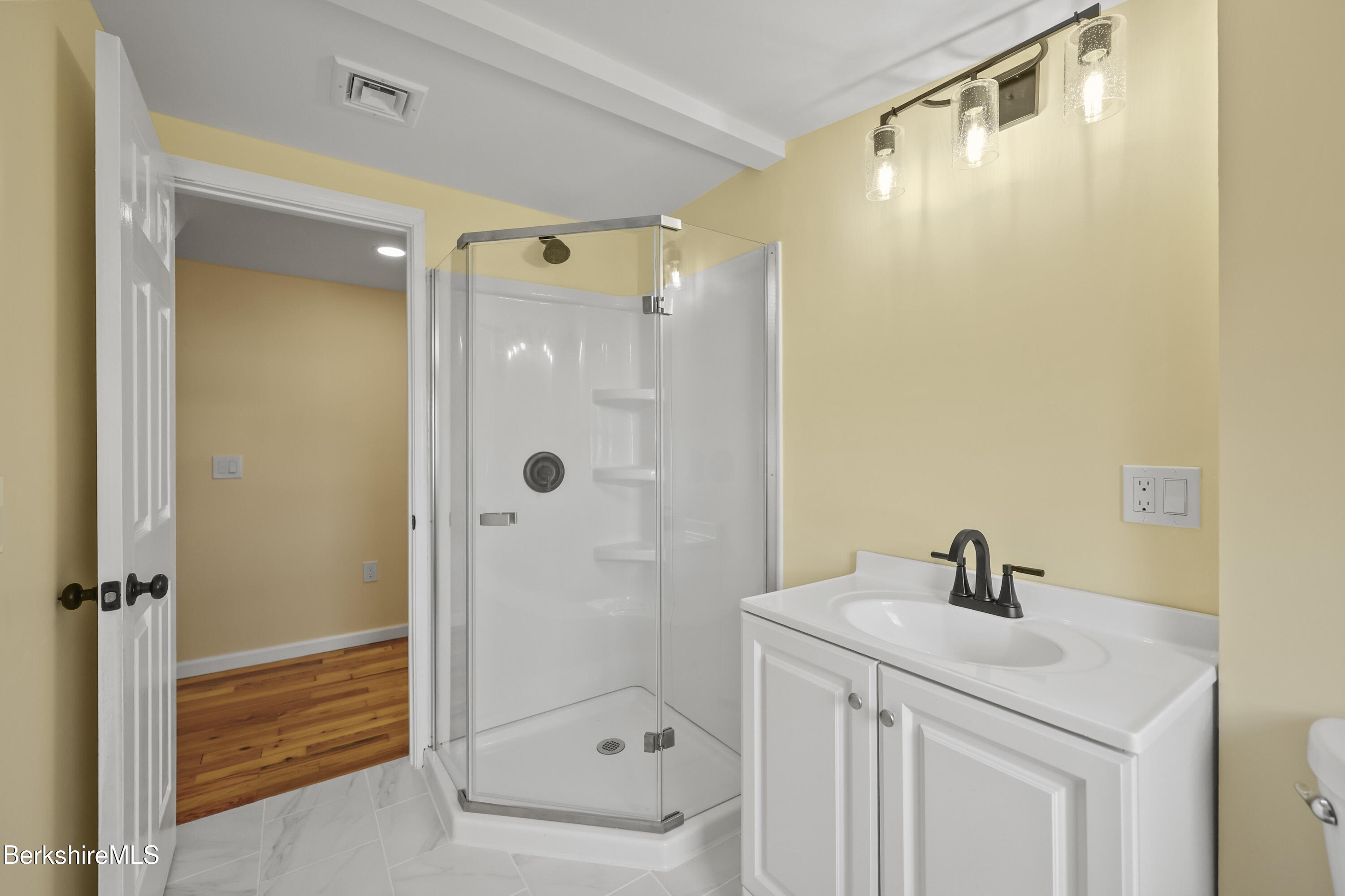 100 Boylston Street Ext