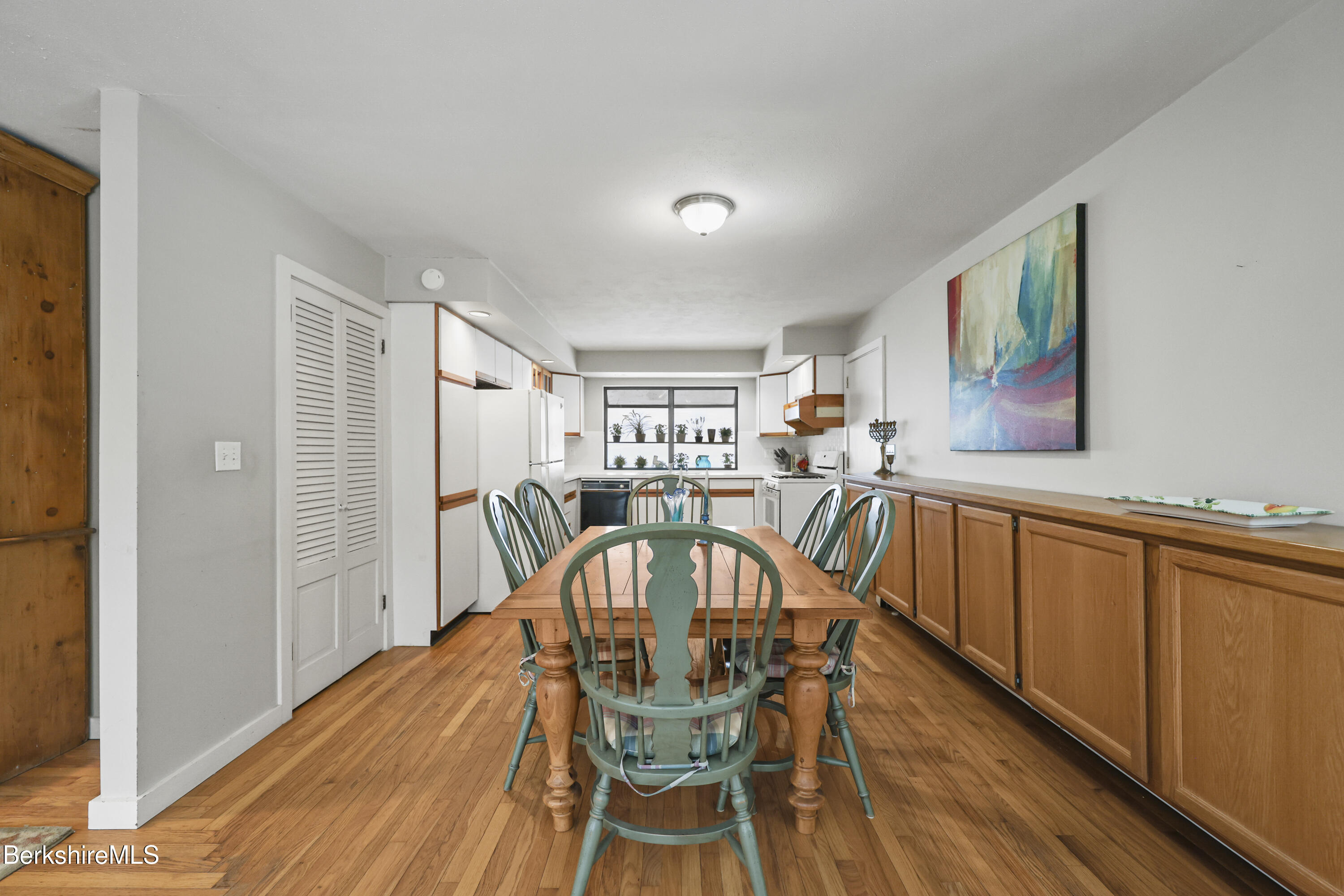 40 Prospect Hill Rd