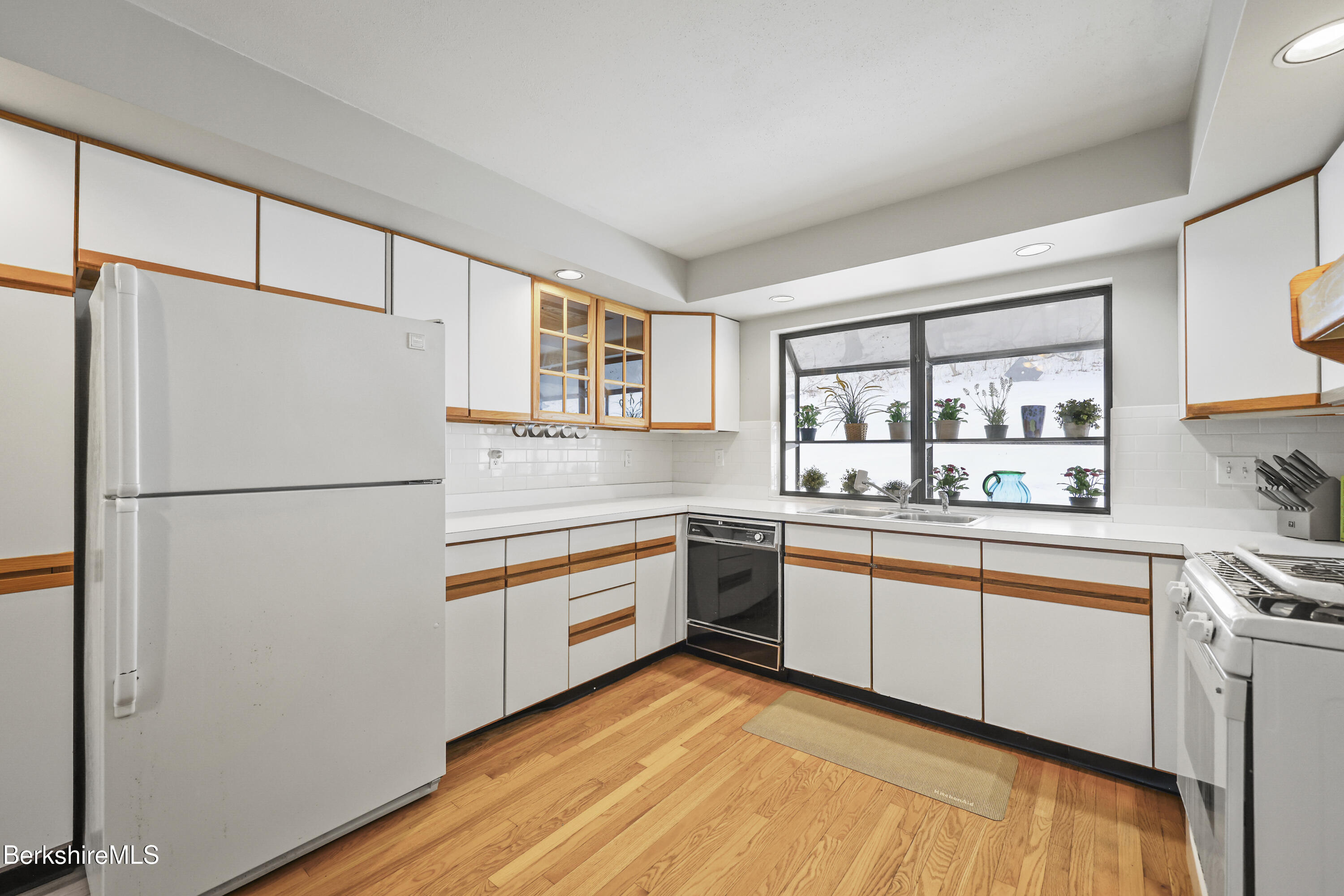 40 Prospect Hill Rd