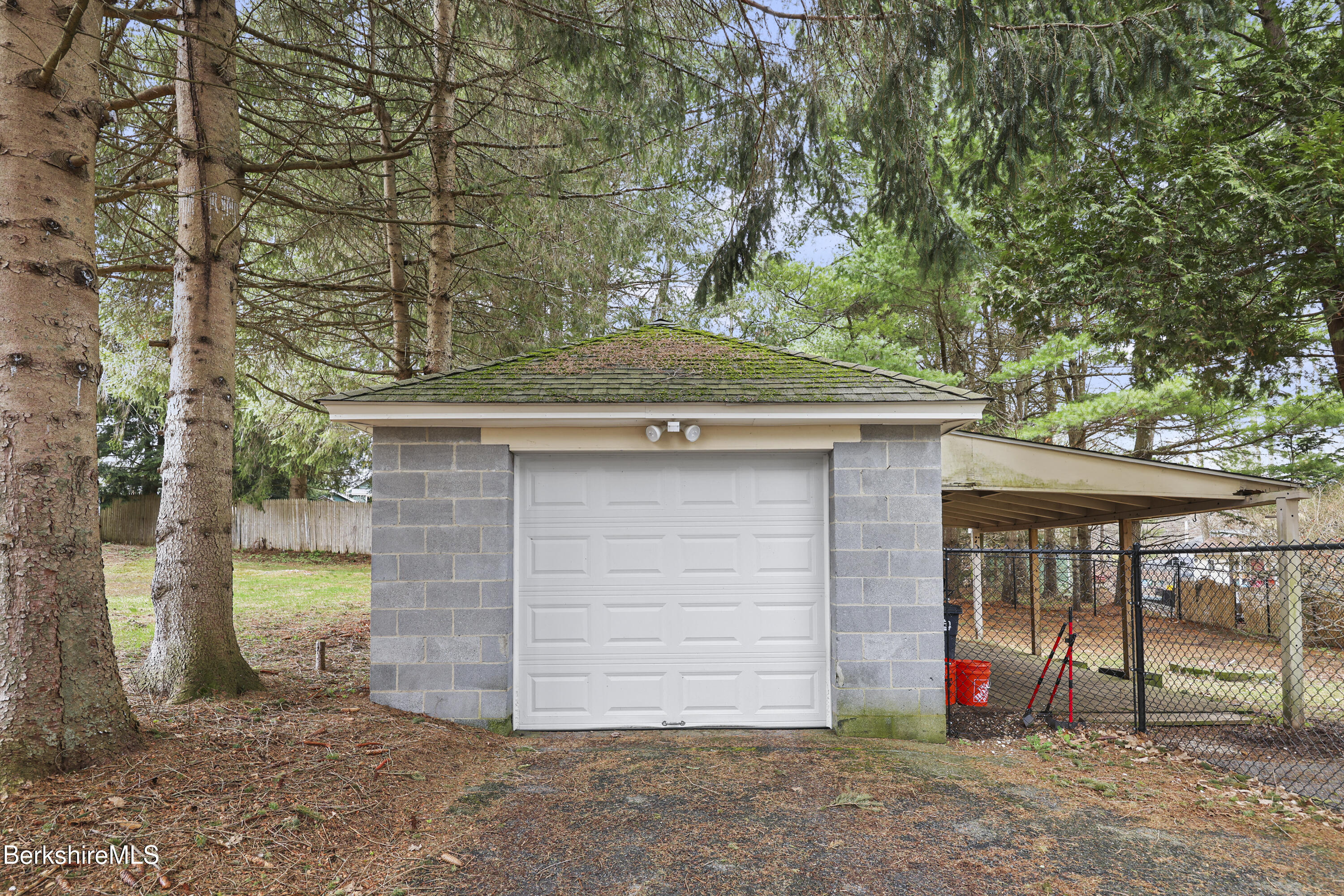 27 Morgan St