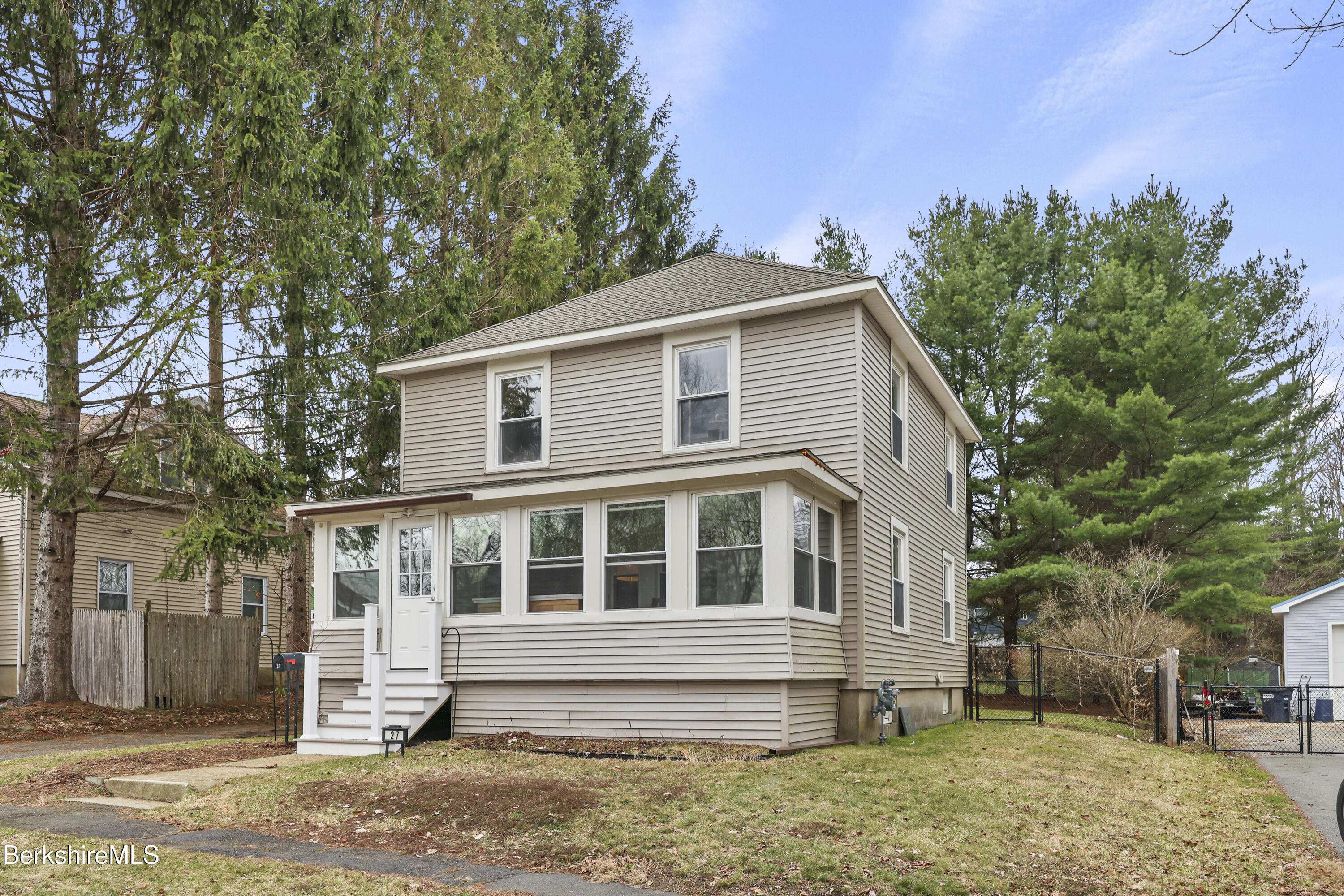27 Morgan St