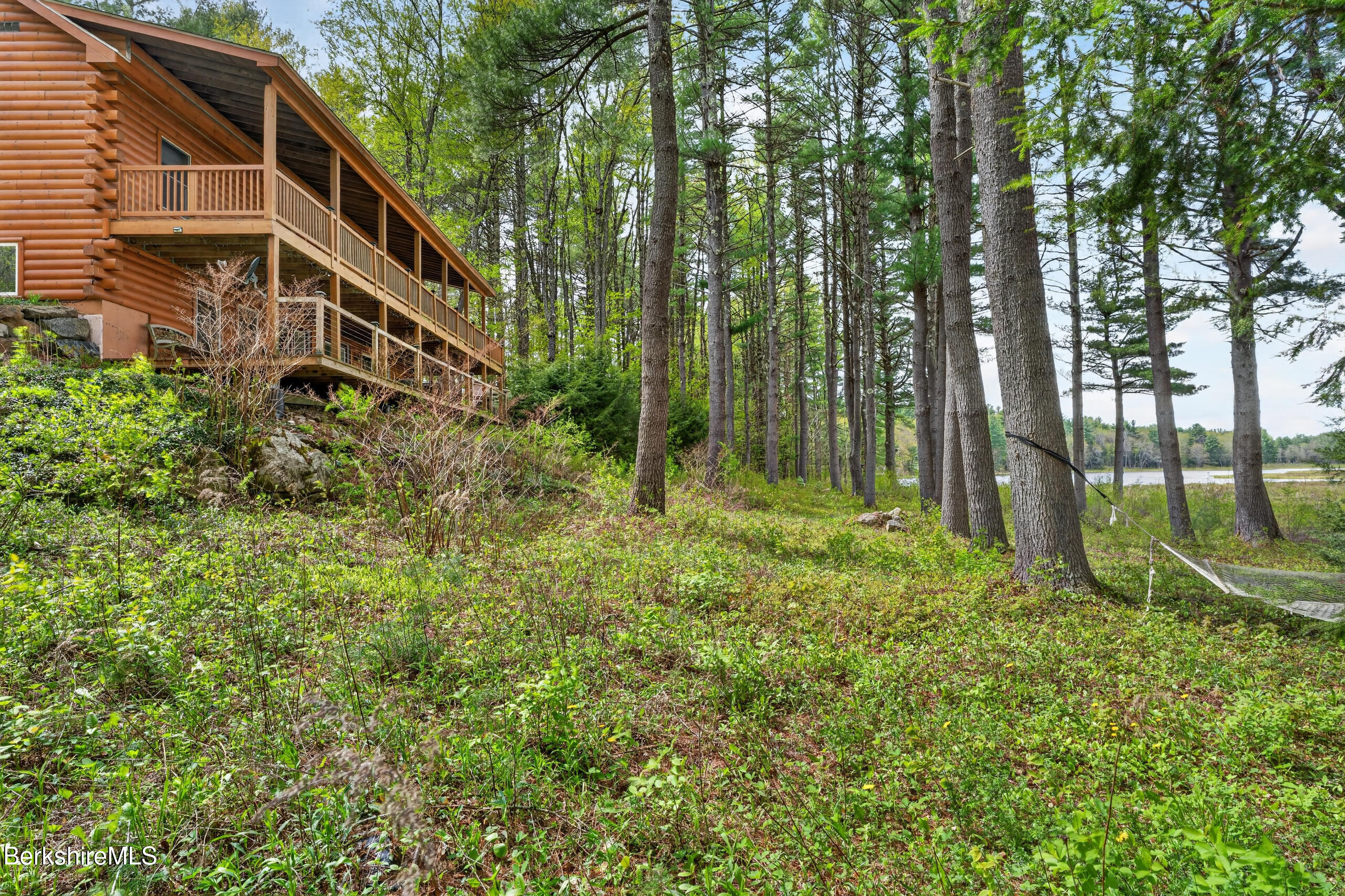 633 E Otis Rd