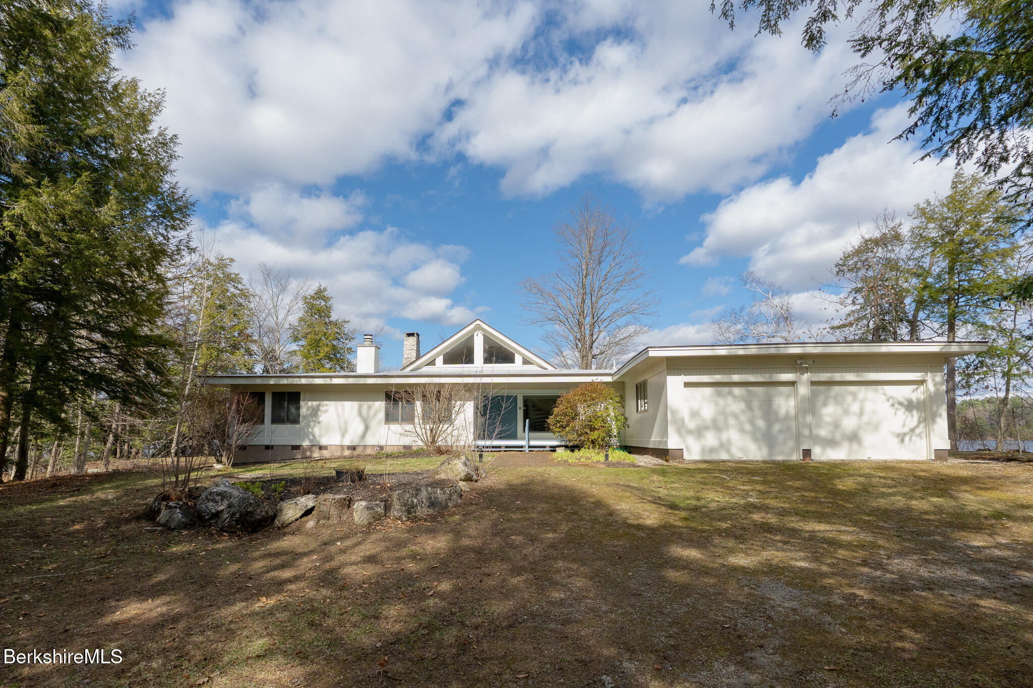 122 Blythewood Dr