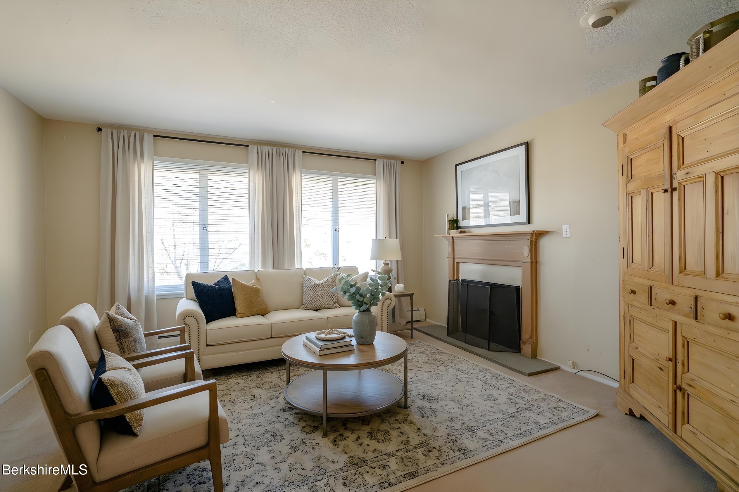 122 Blythewood Dr