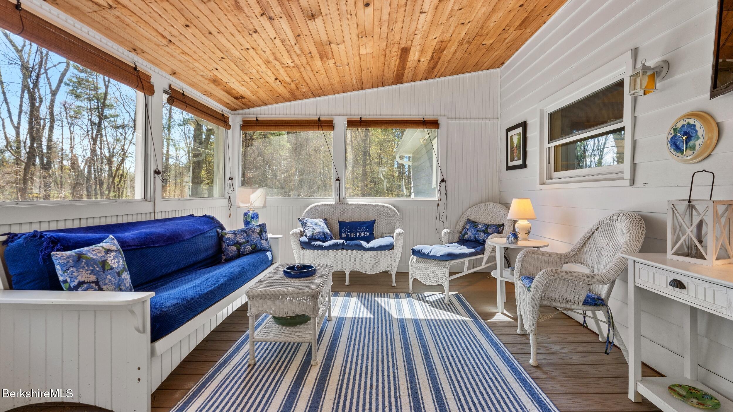 7 Lake Buel Rd
