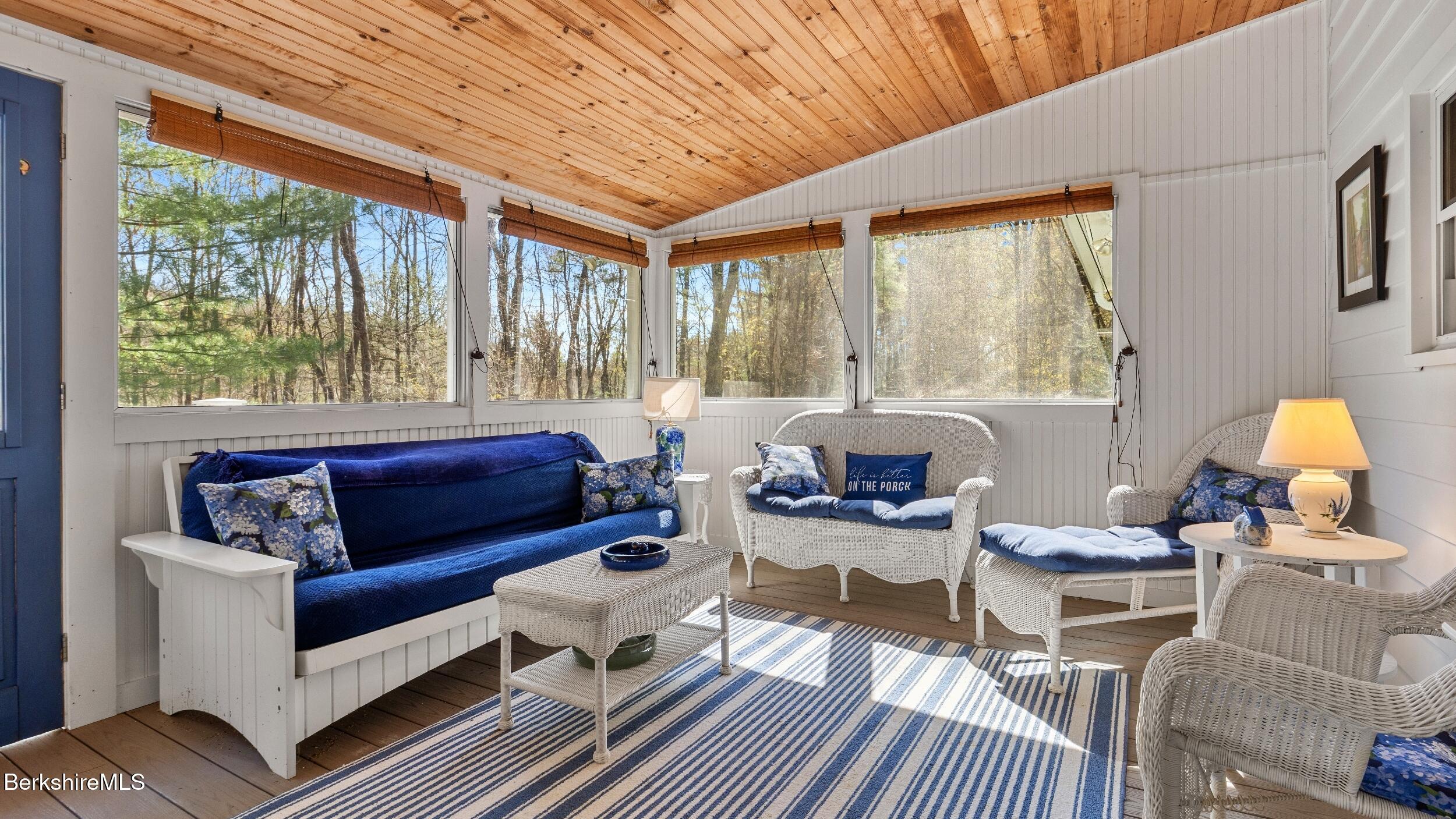 7 Lake Buel Rd