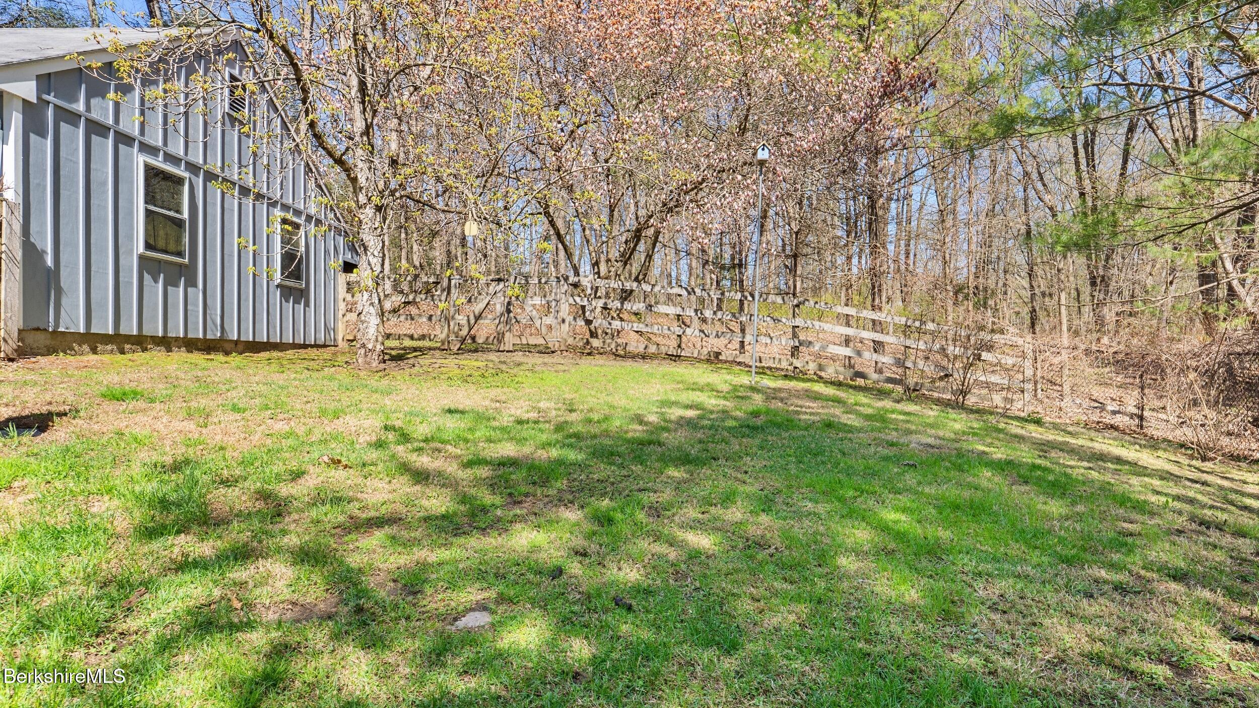 7 Lake Buel Rd