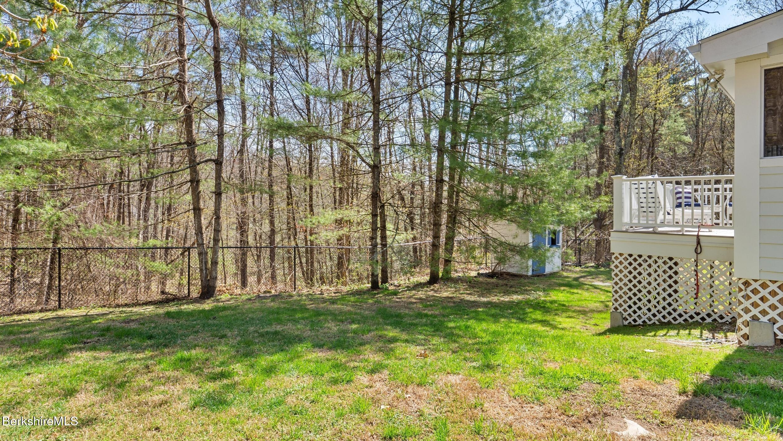 7 Lake Buel Rd