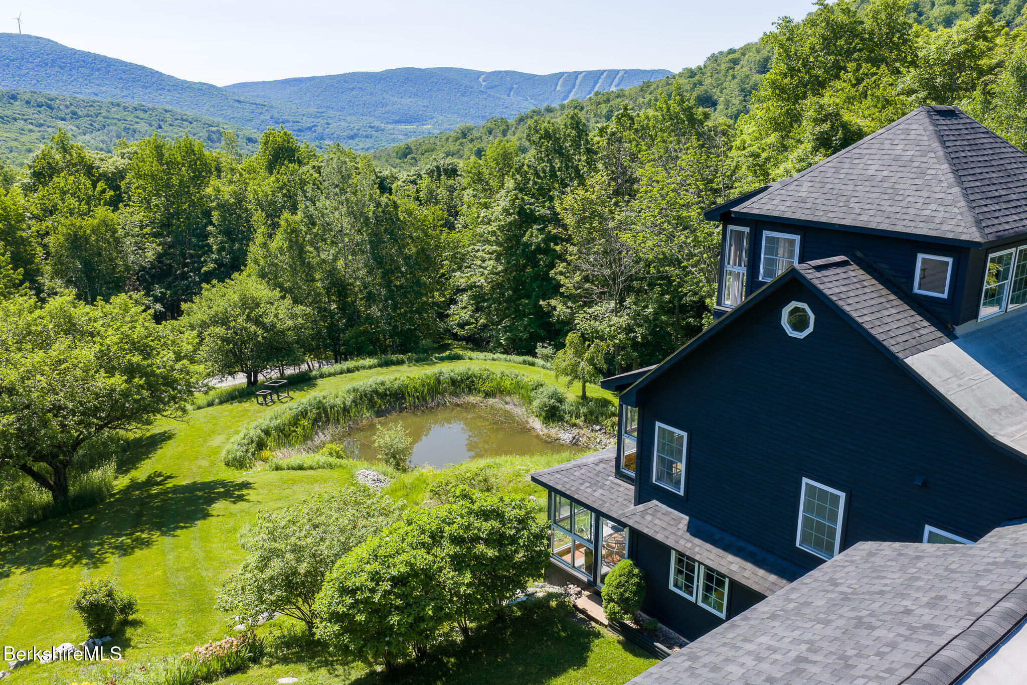 400 Rathbun Rd