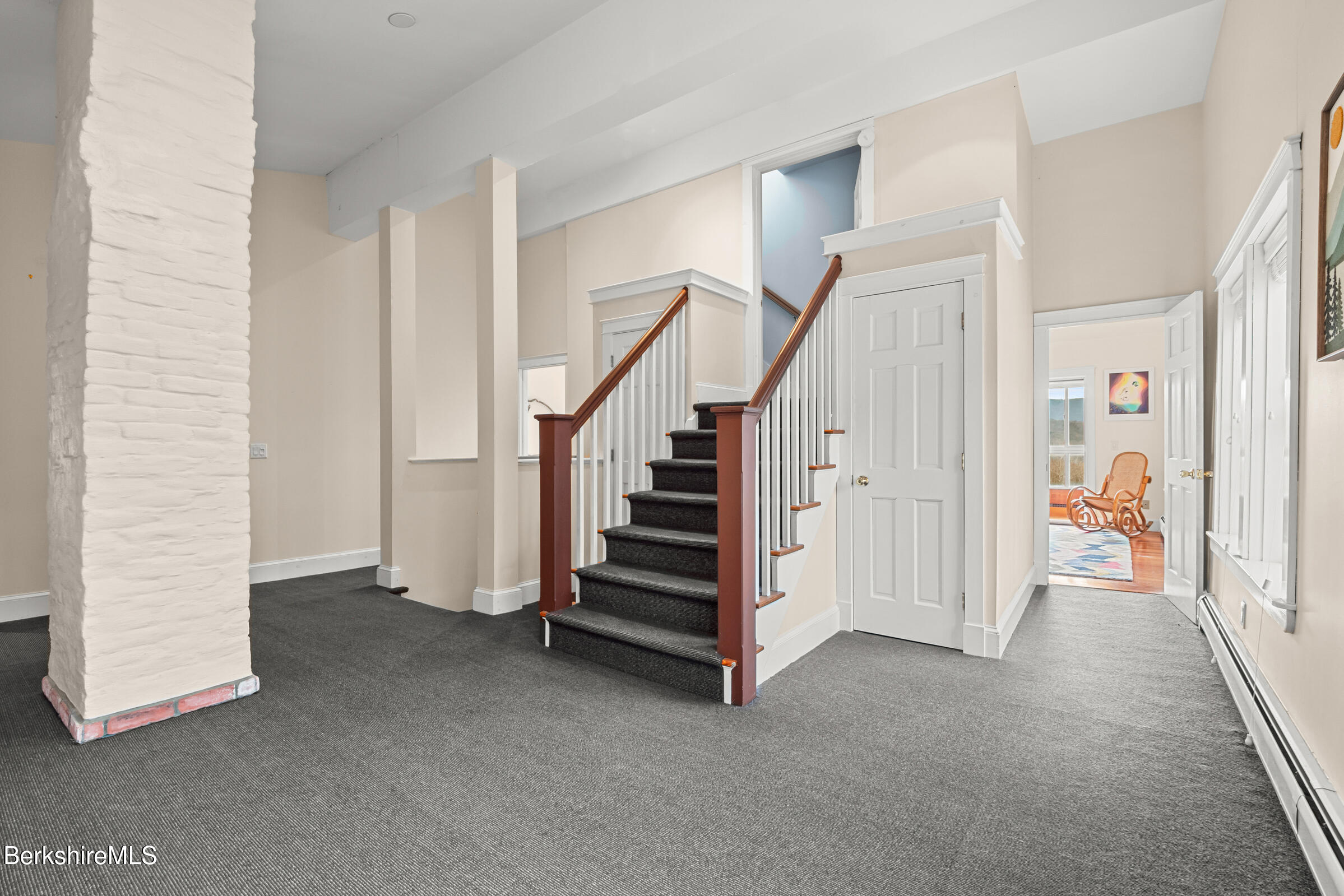 400 Rathbun Rd