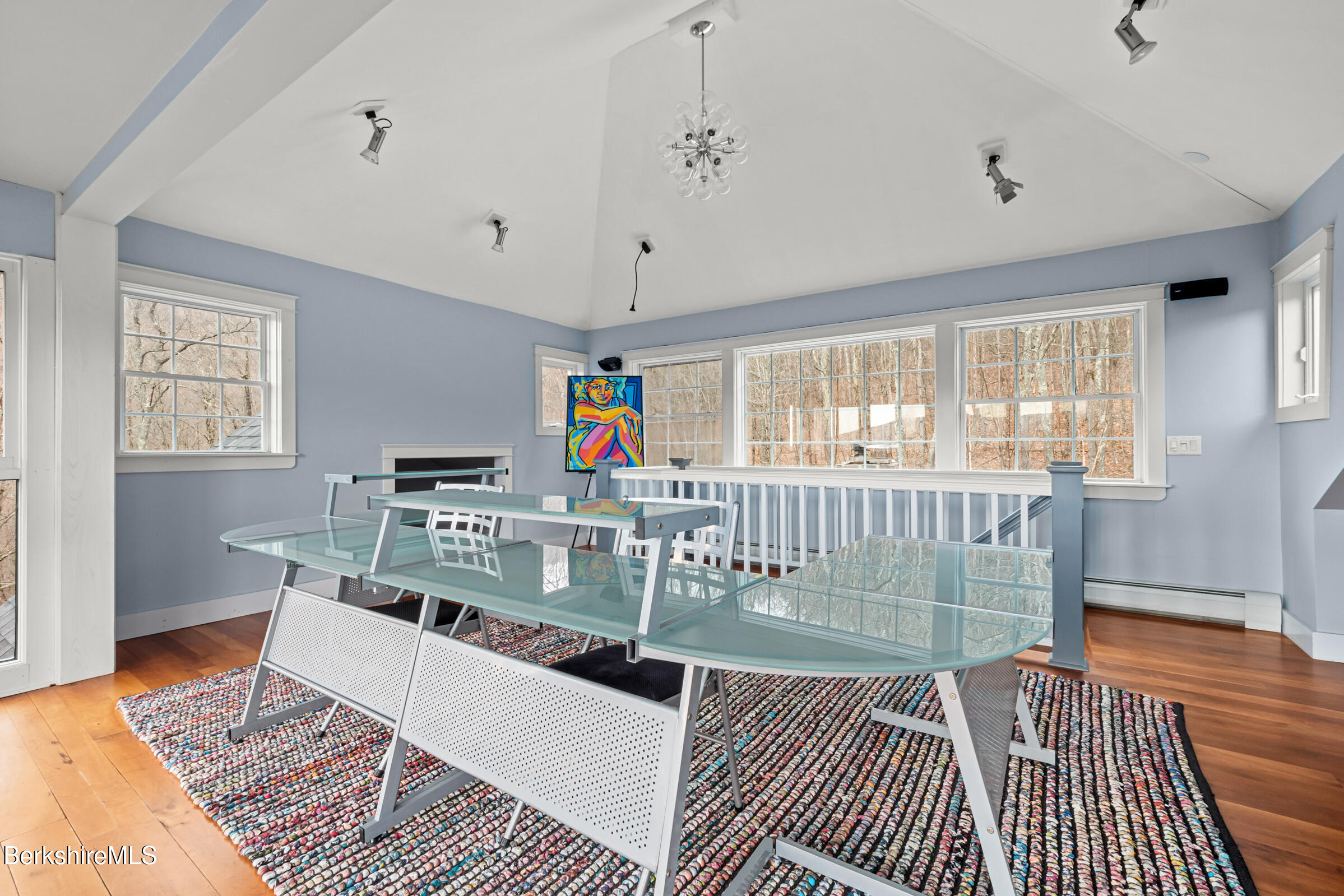 400 Rathbun Rd