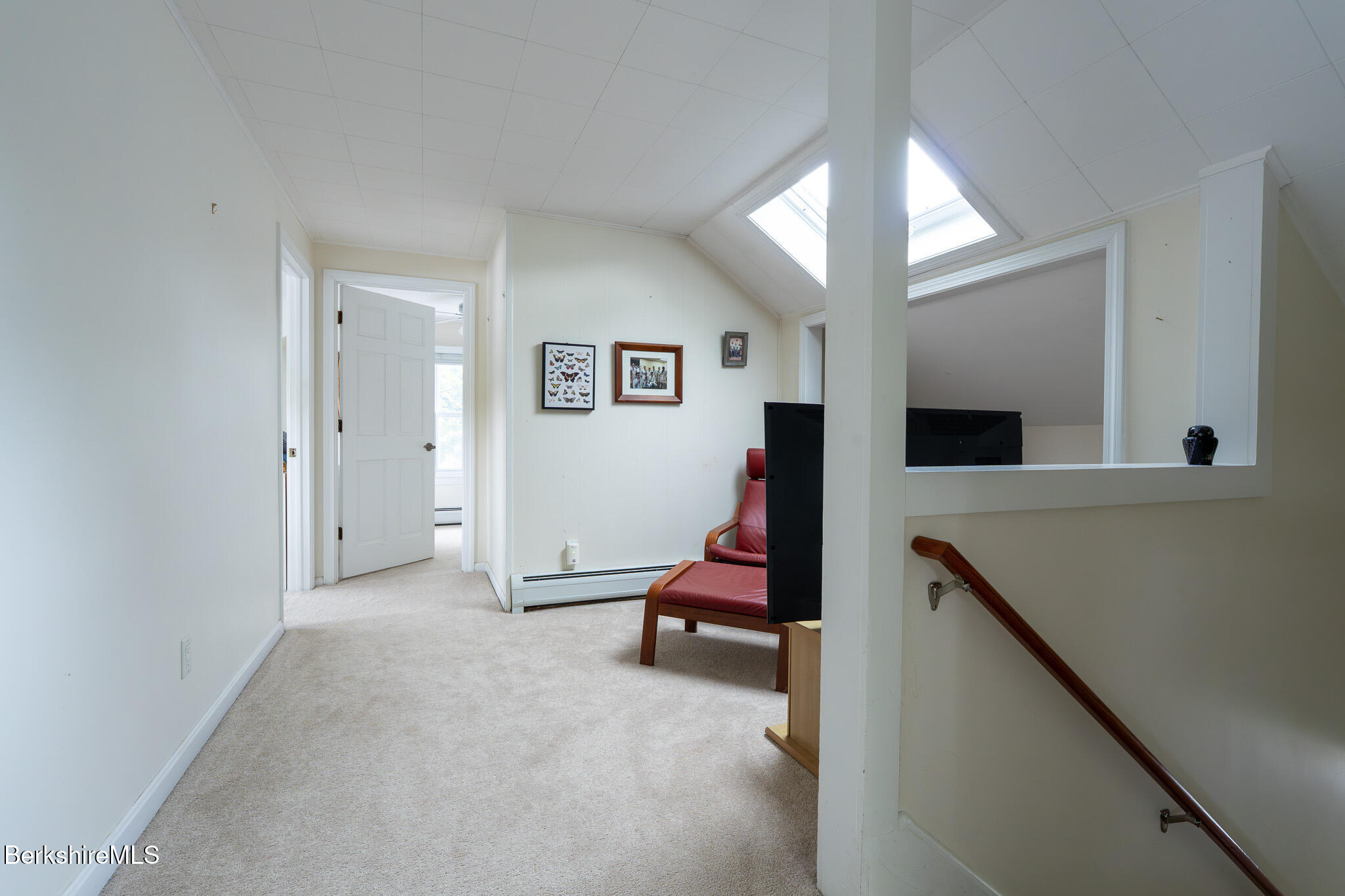 15 Sunrise St