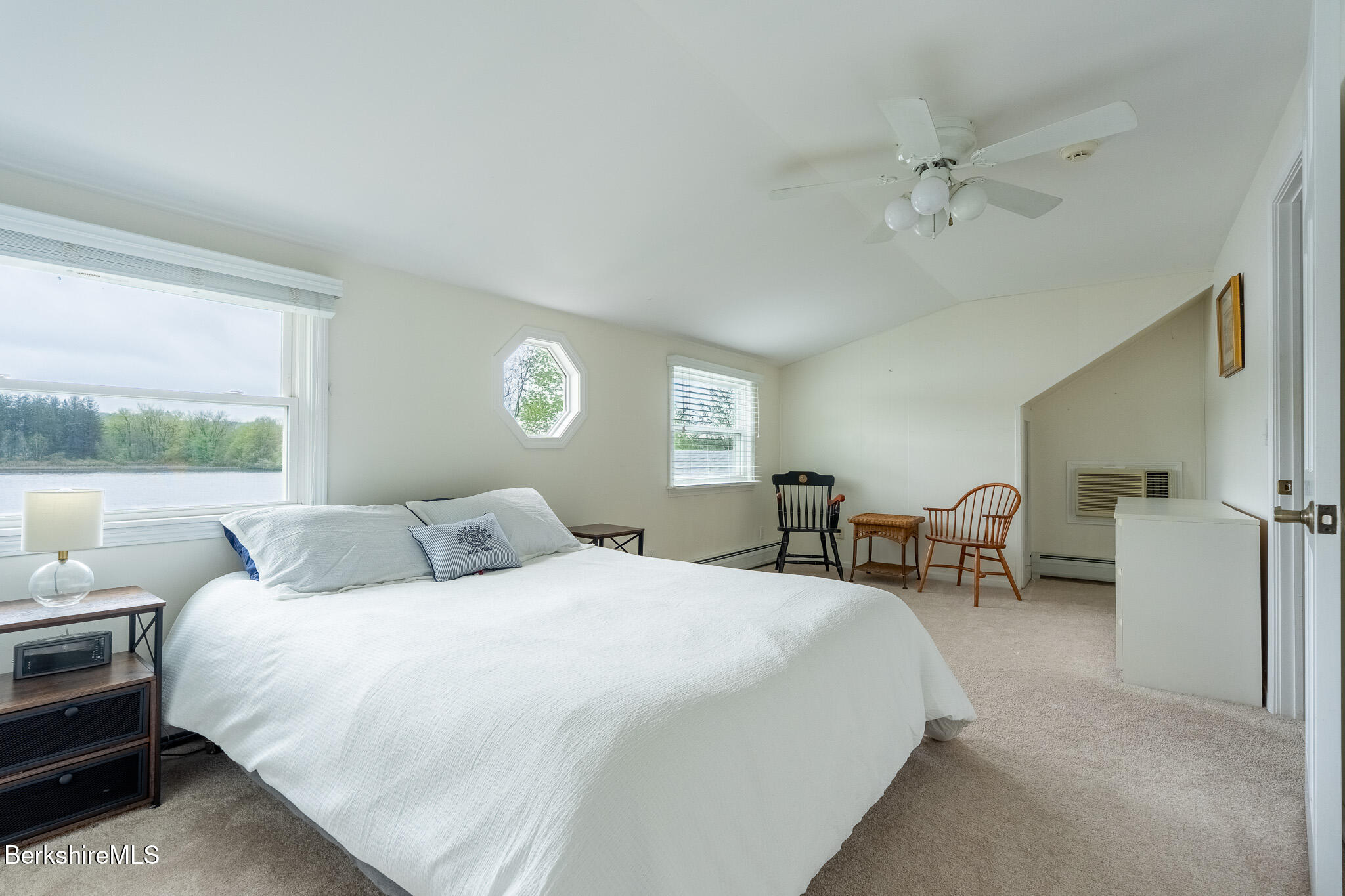 15 Sunrise St