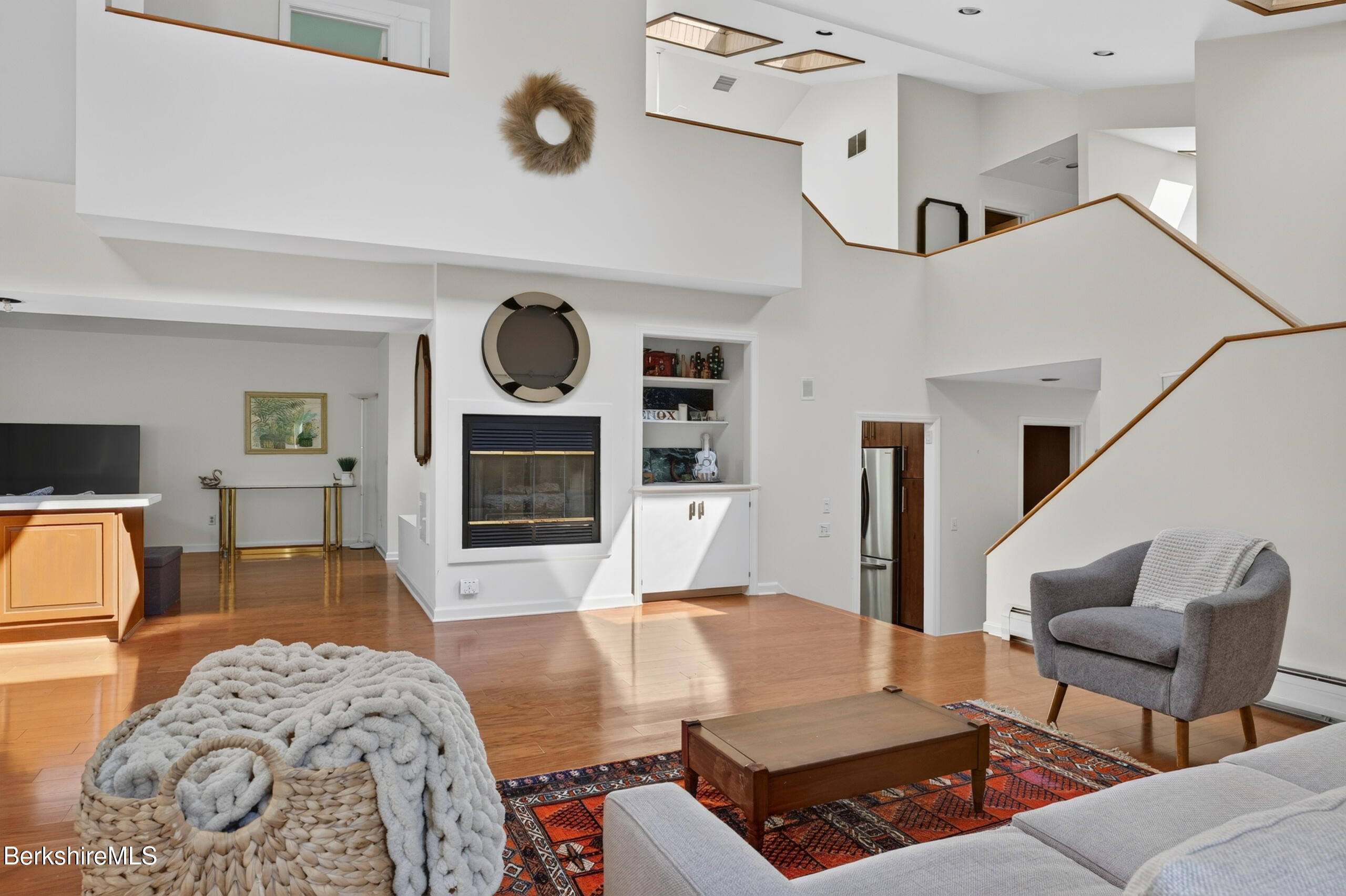 3 A Coldbrooke Dr