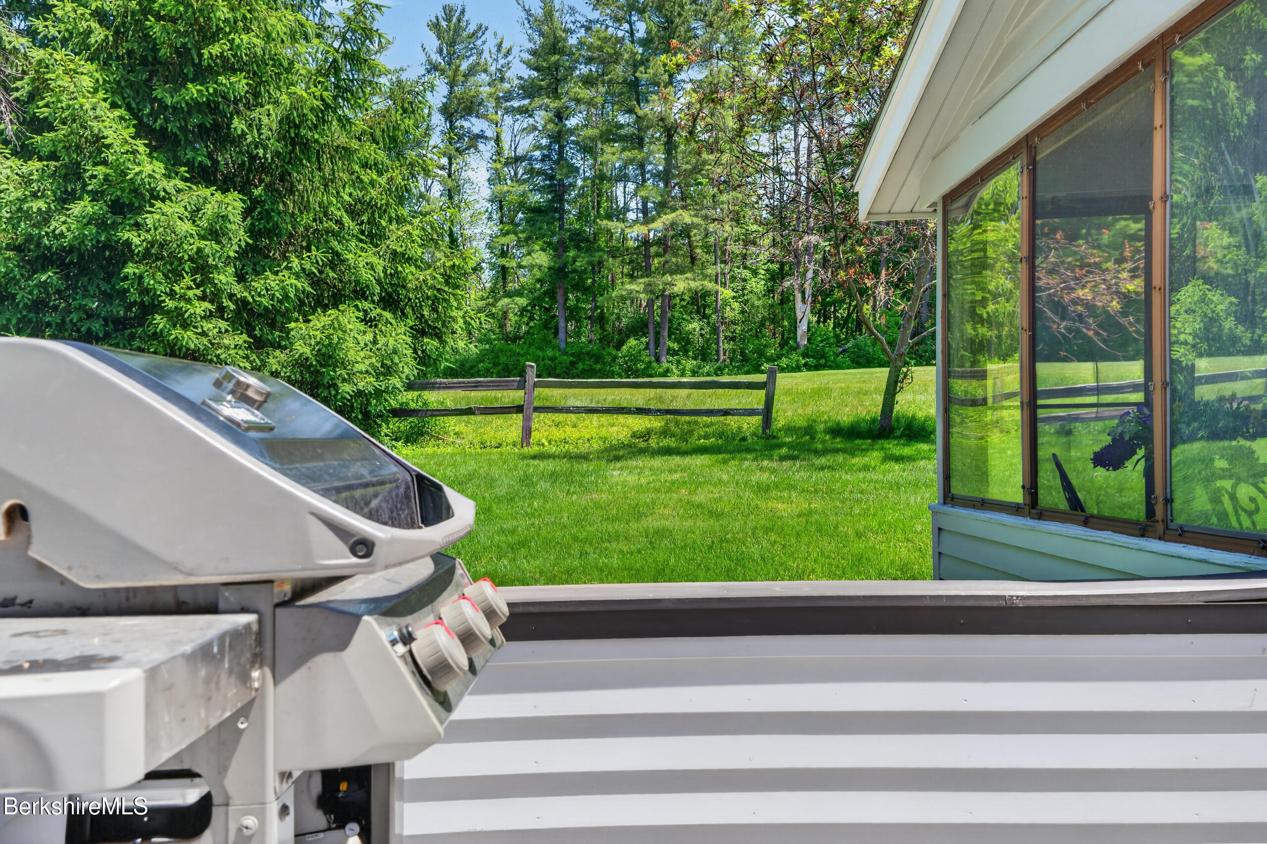 3 A Coldbrooke Dr