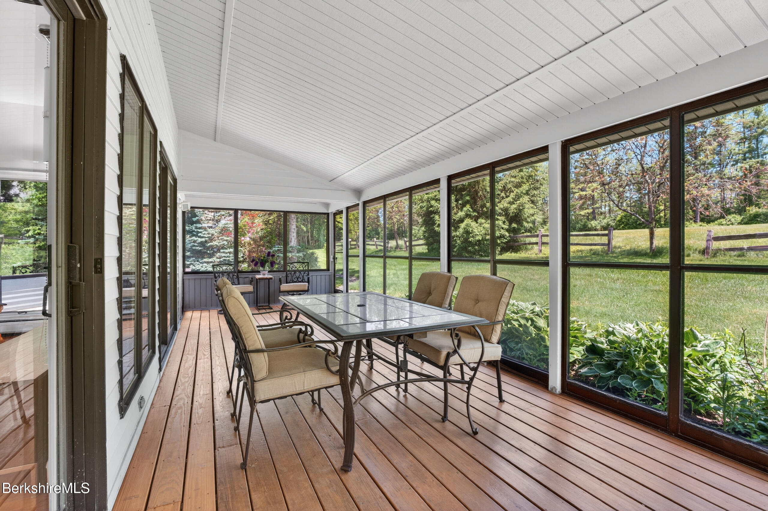 3 A Coldbrooke Dr