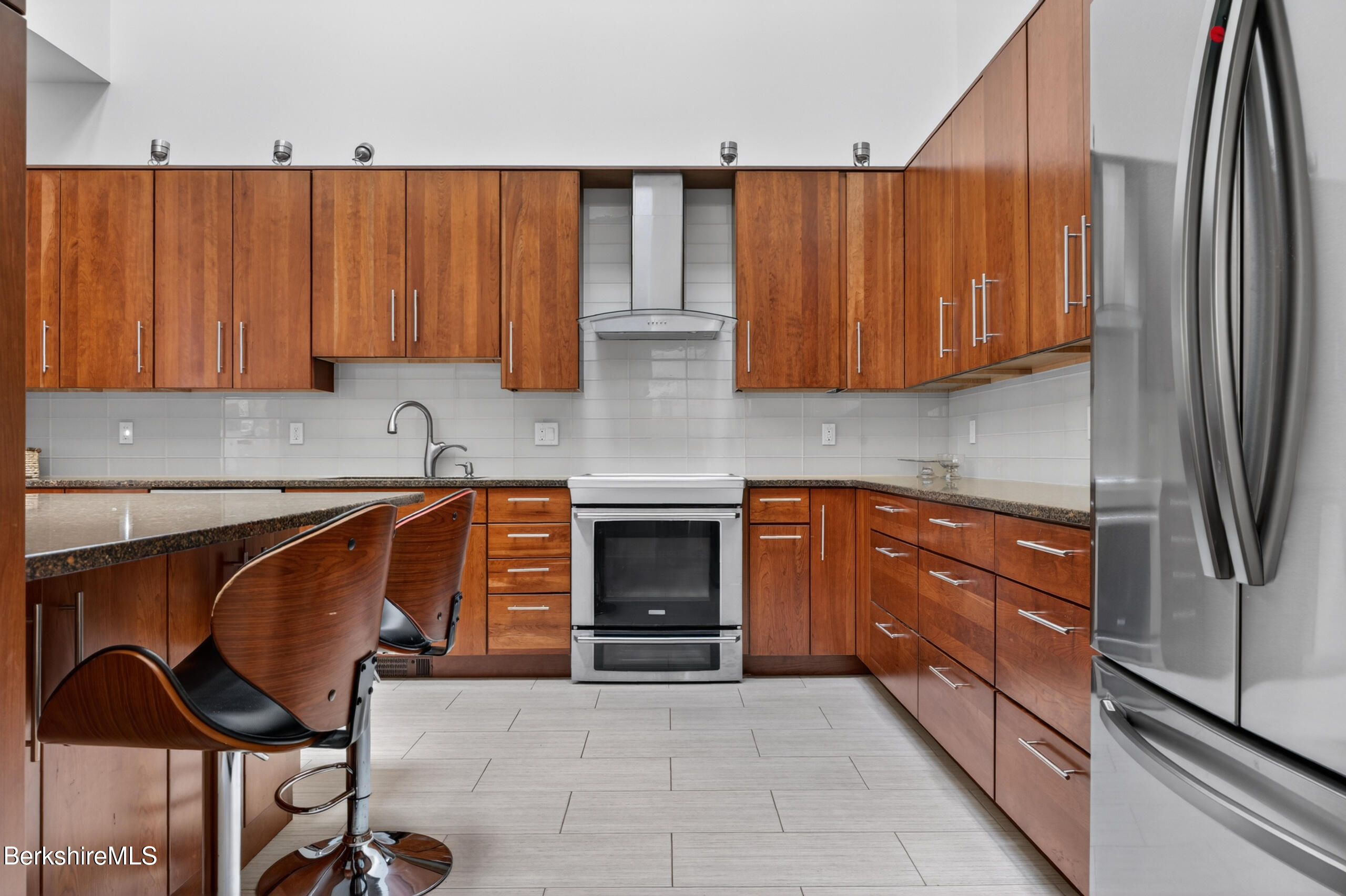 3 A Coldbrooke Dr