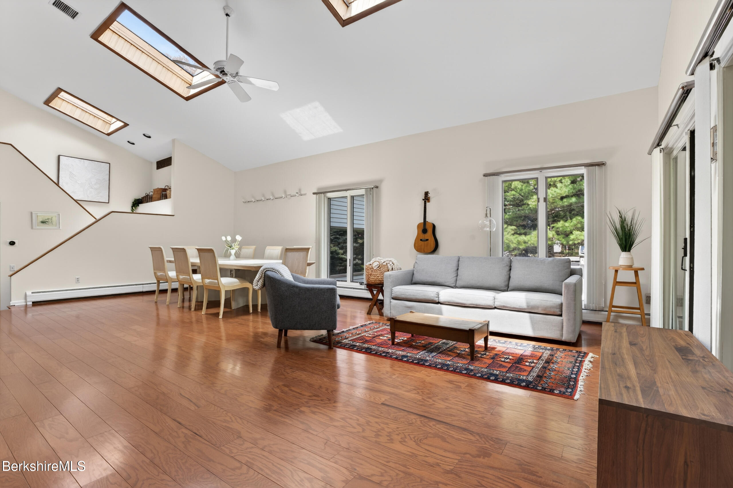 3 A Coldbrooke Dr
