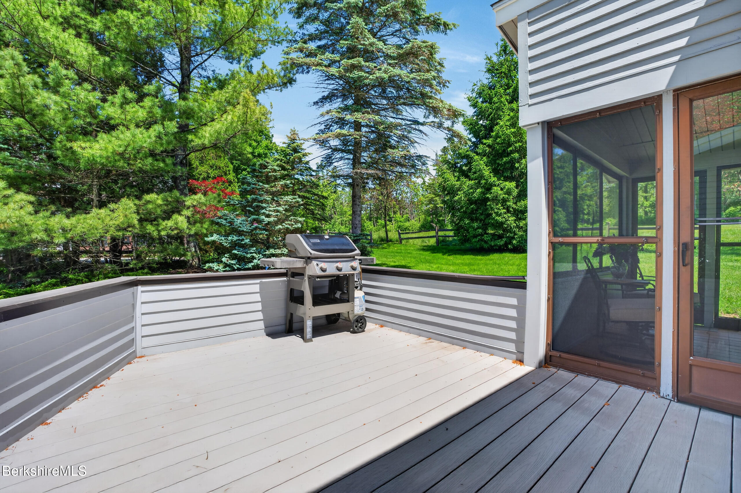 3 A Coldbrooke Dr