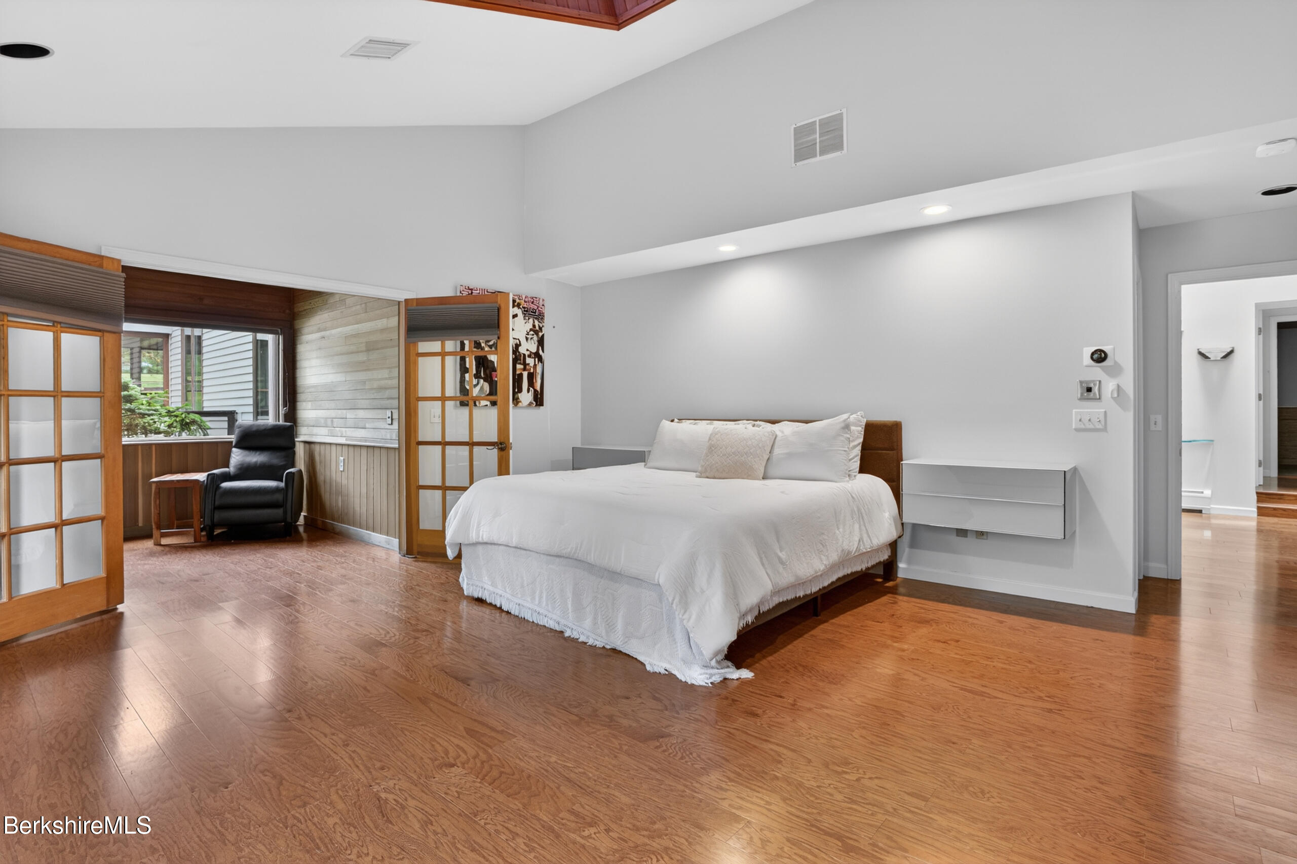 3 A Coldbrooke Dr