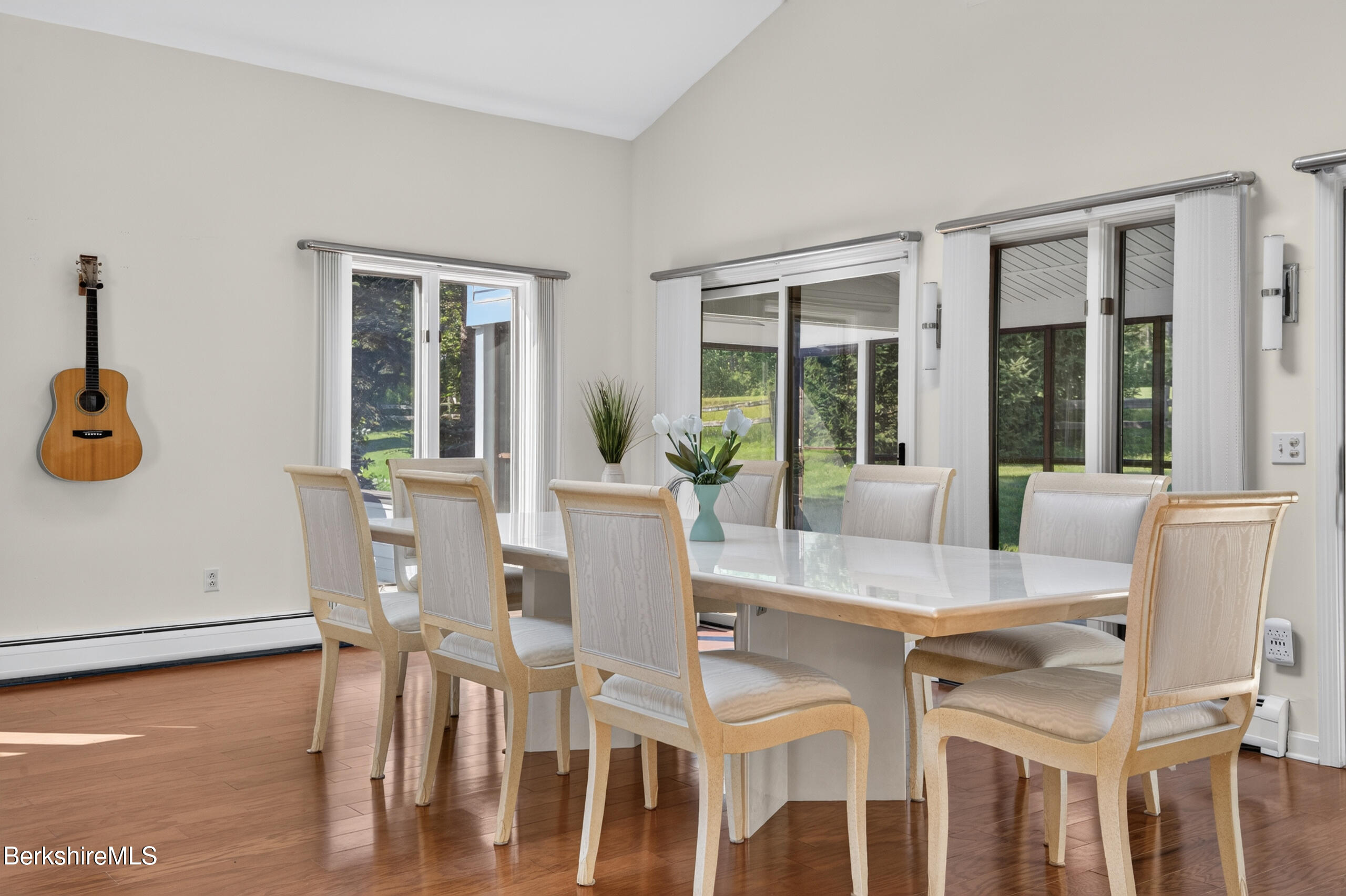 3 A Coldbrooke Dr