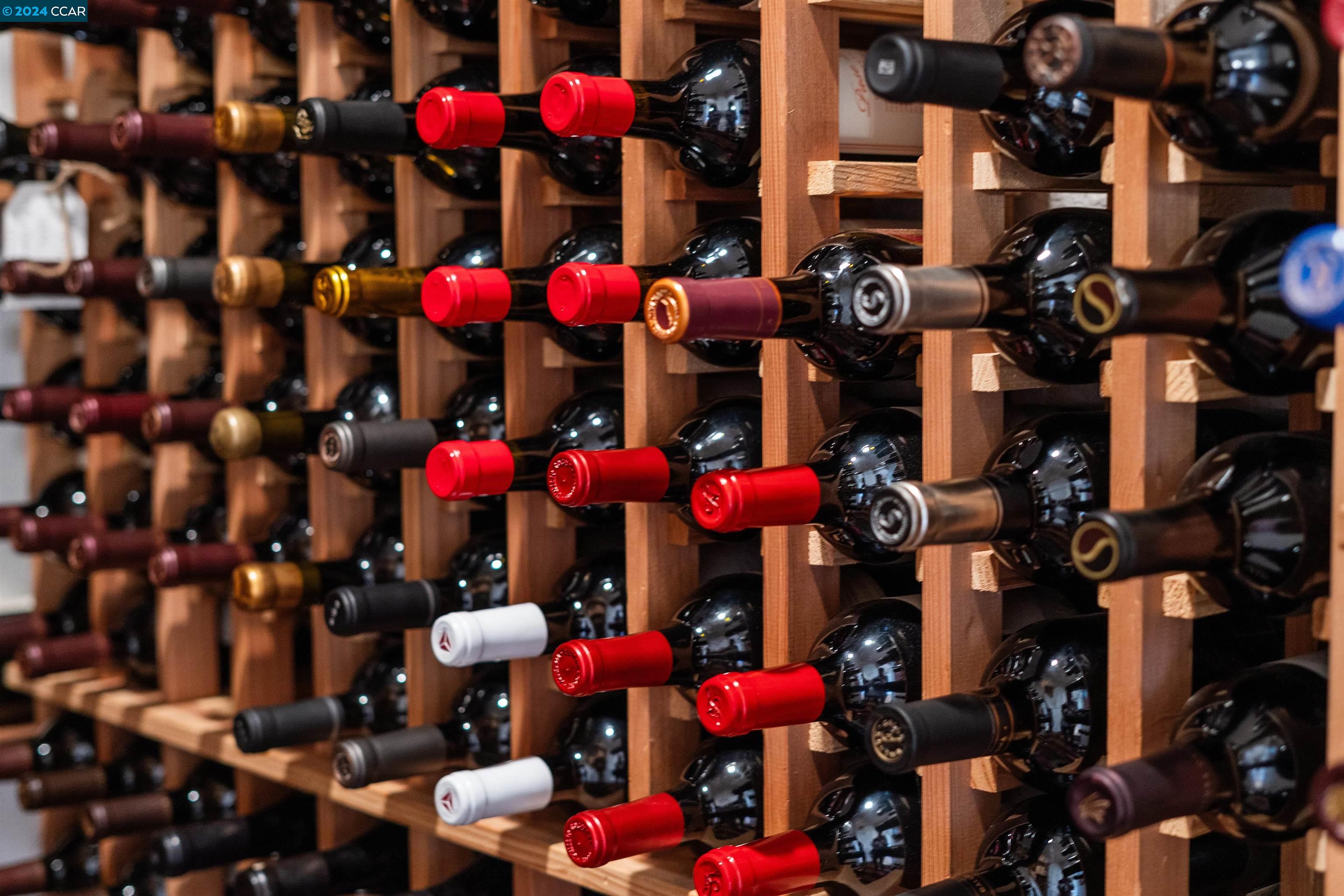 472 Silver Hollow Dr