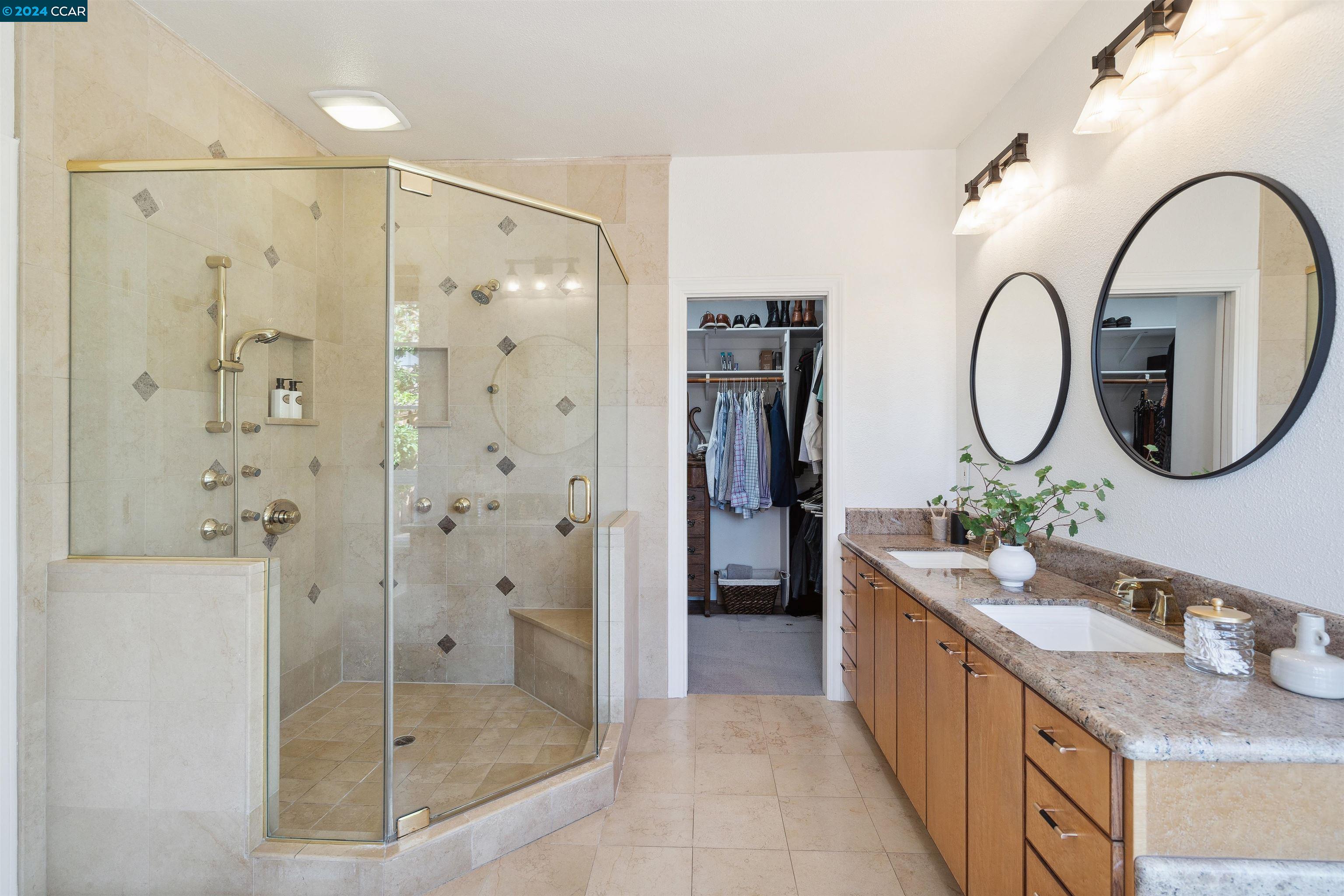 472 Silver Hollow Dr