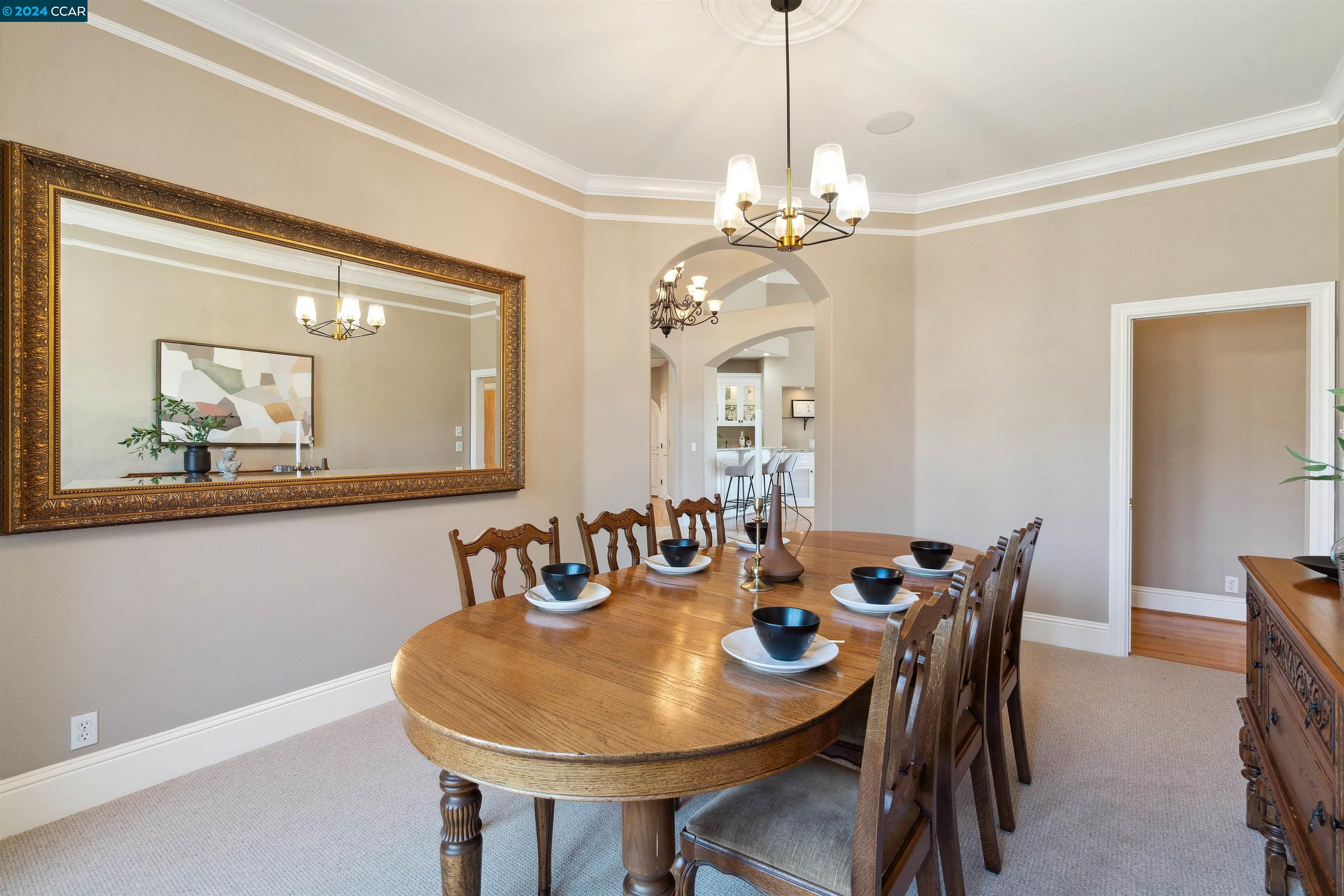 472 Silver Hollow Dr