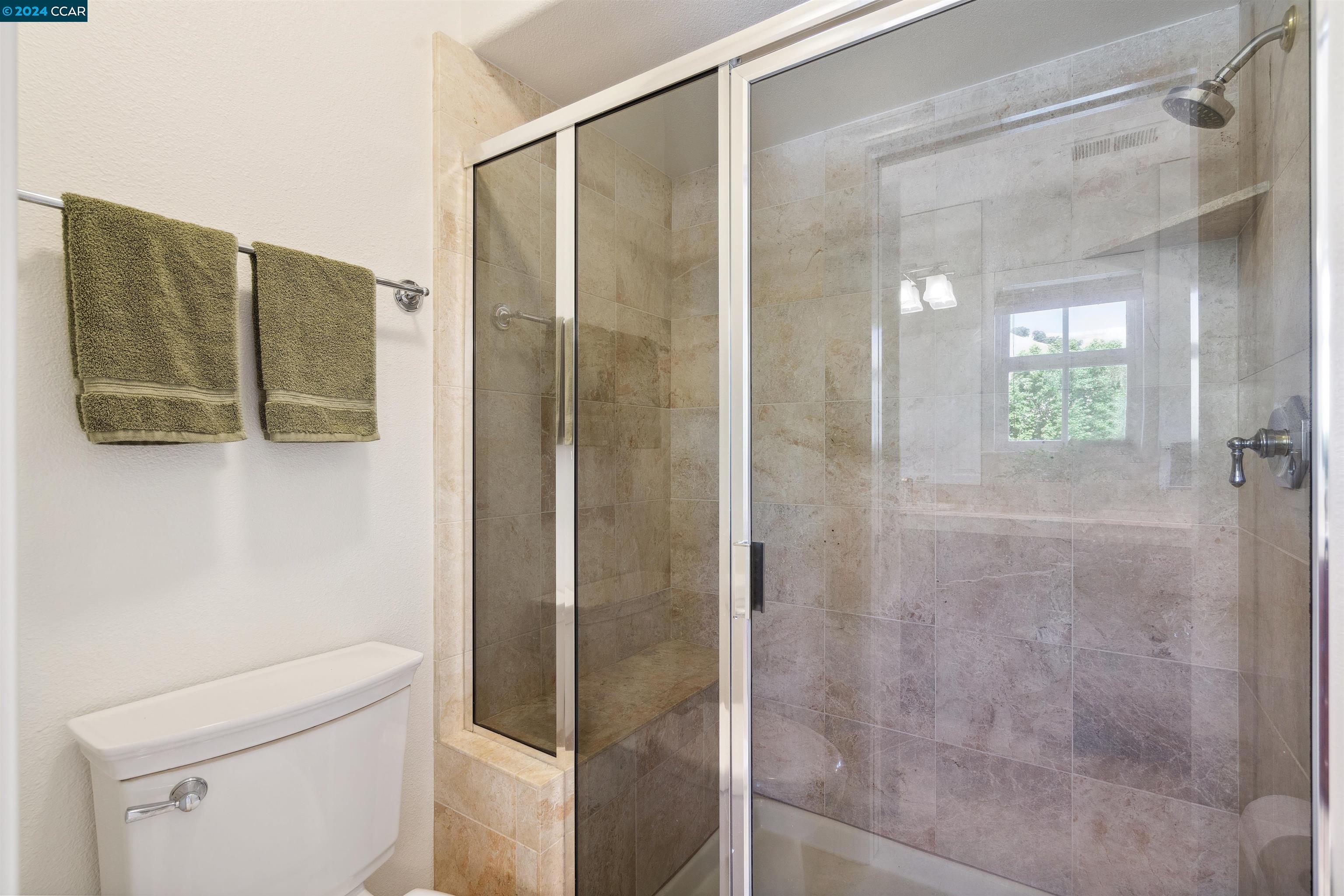 472 Silver Hollow Dr