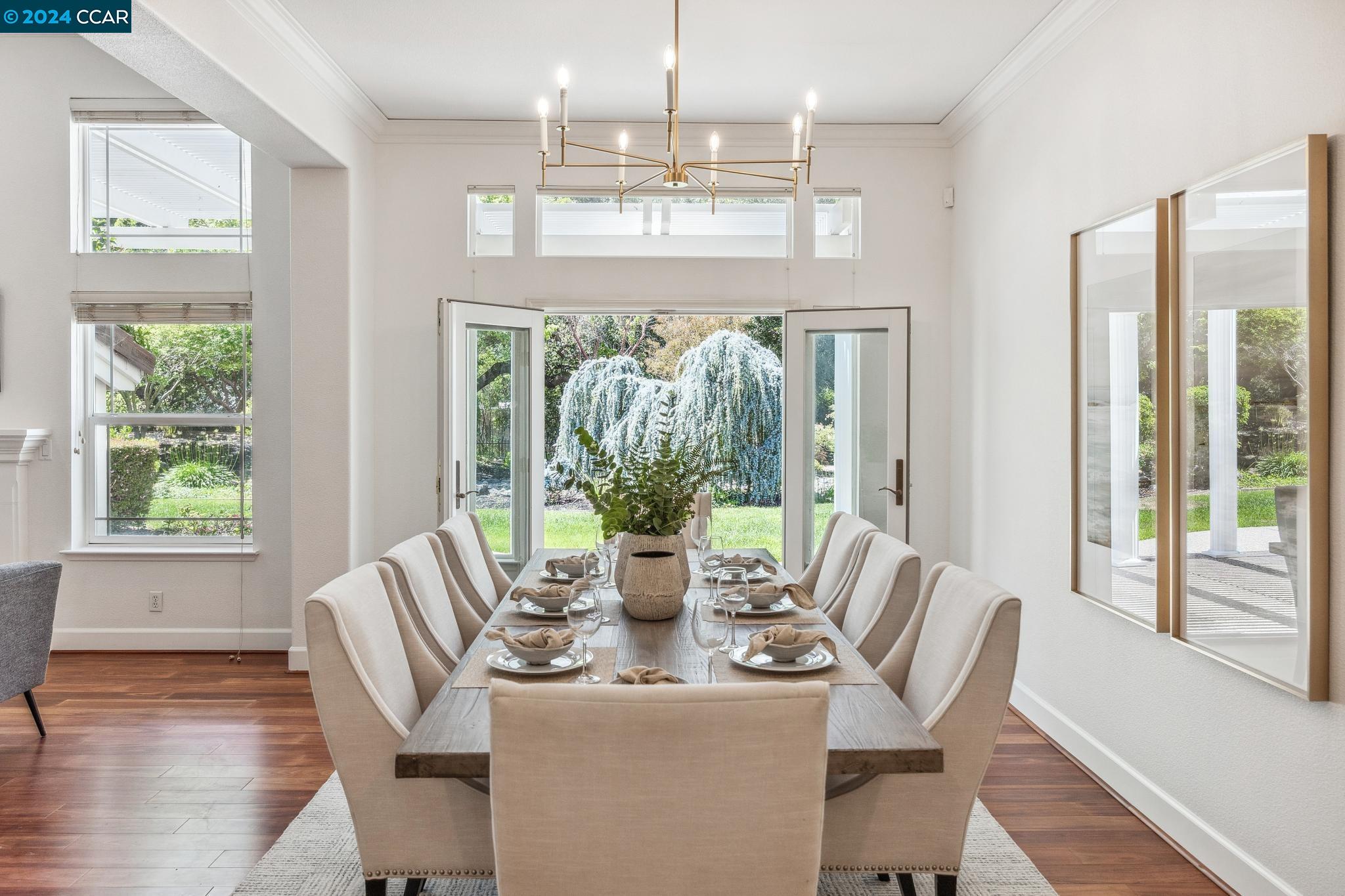 3686 Oak Creek Court