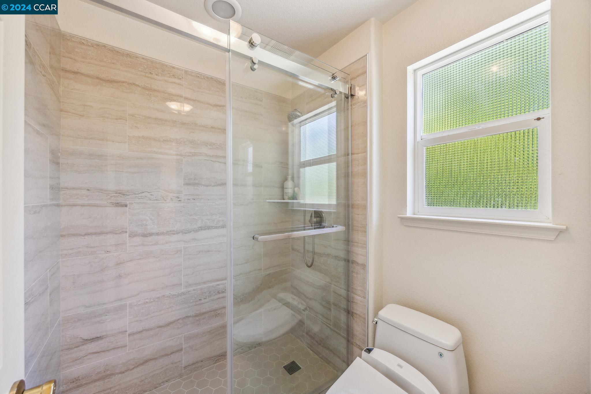 3686 Oak Creek Court