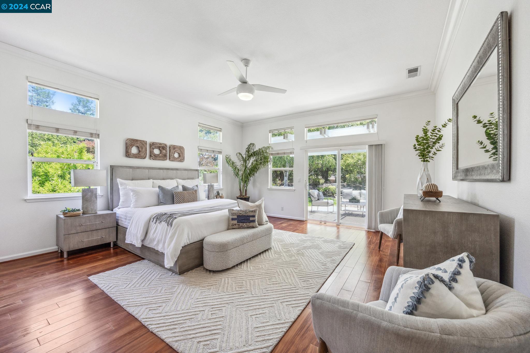 3686 Oak Creek Court