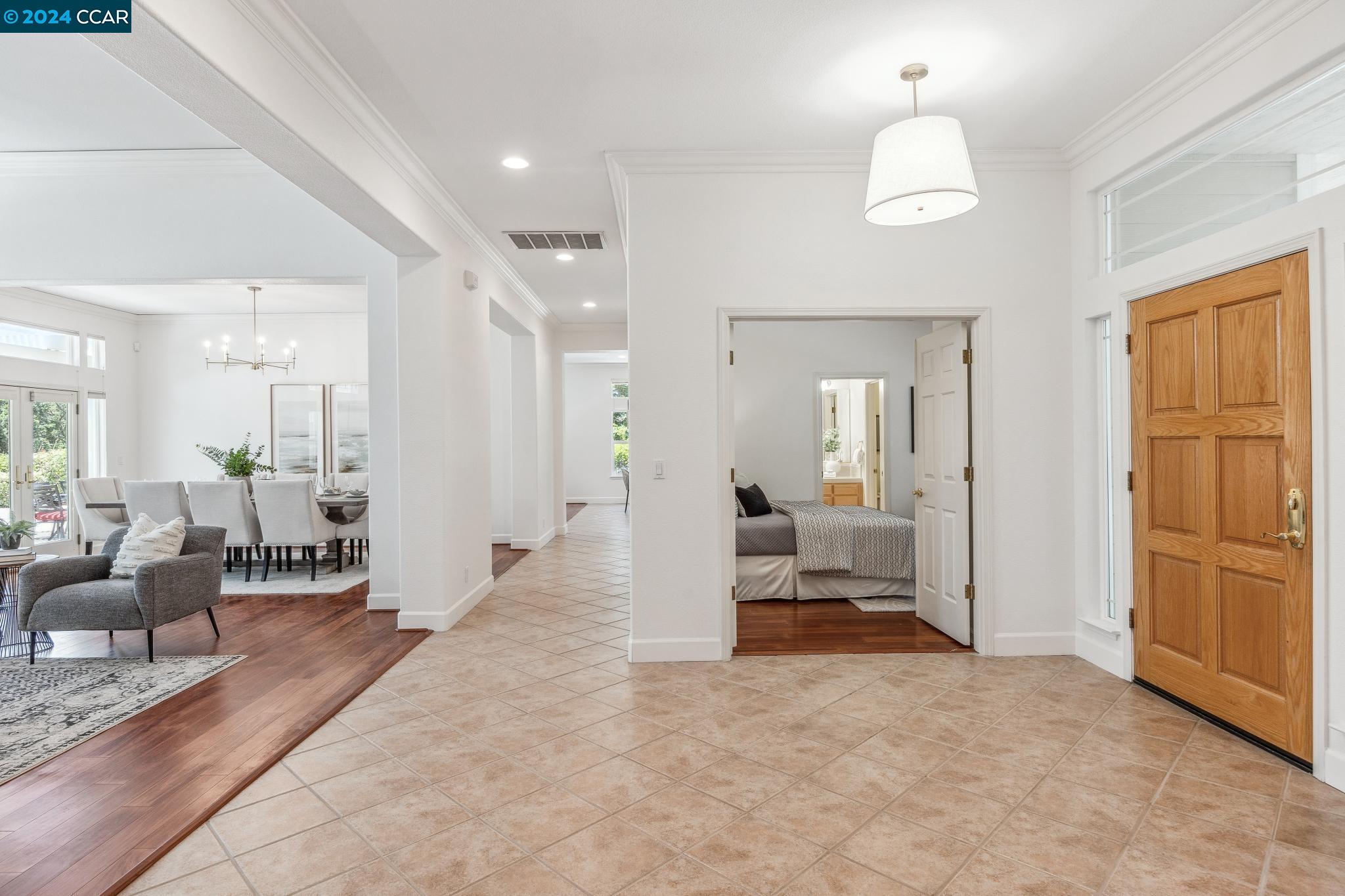 3686 Oak Creek Court