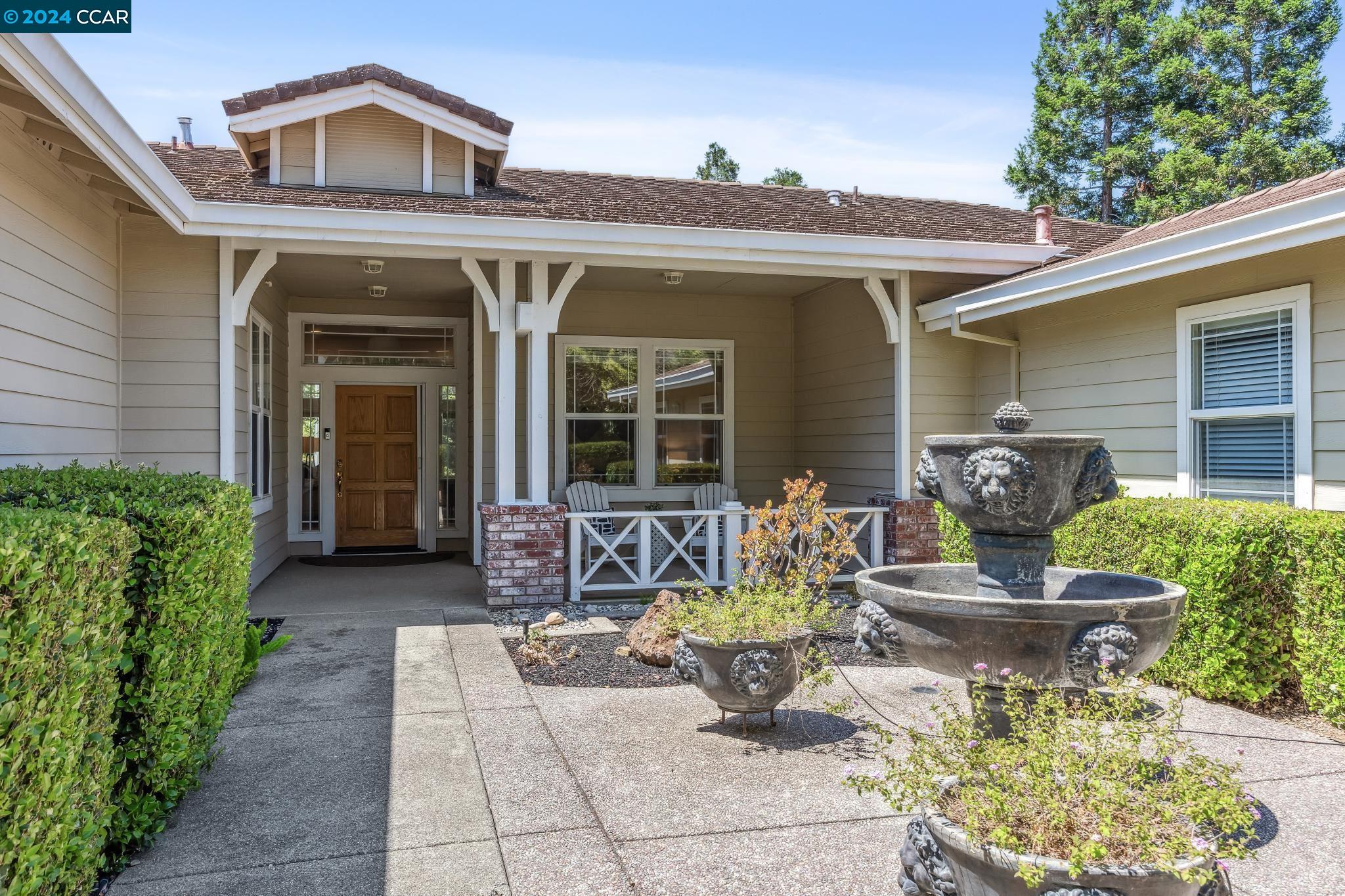 3686 Oak Creek Court