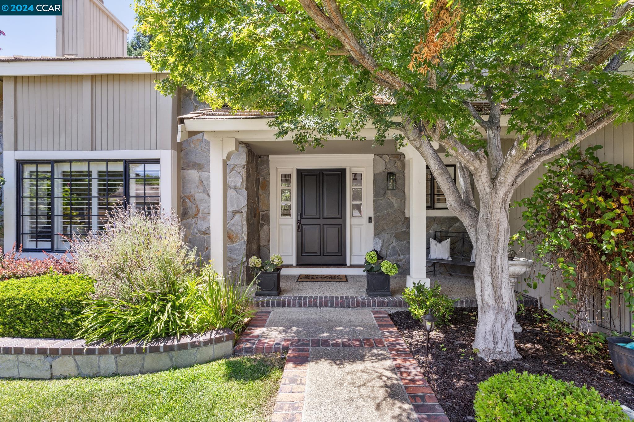 3553 Eris Court