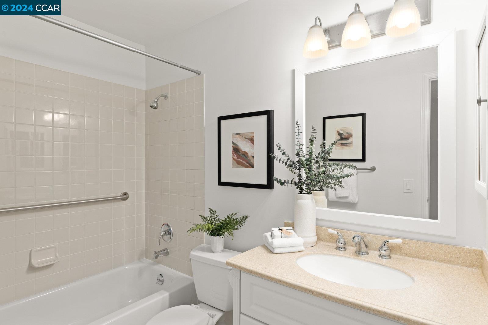 2816 Bollinger Canyon Rd