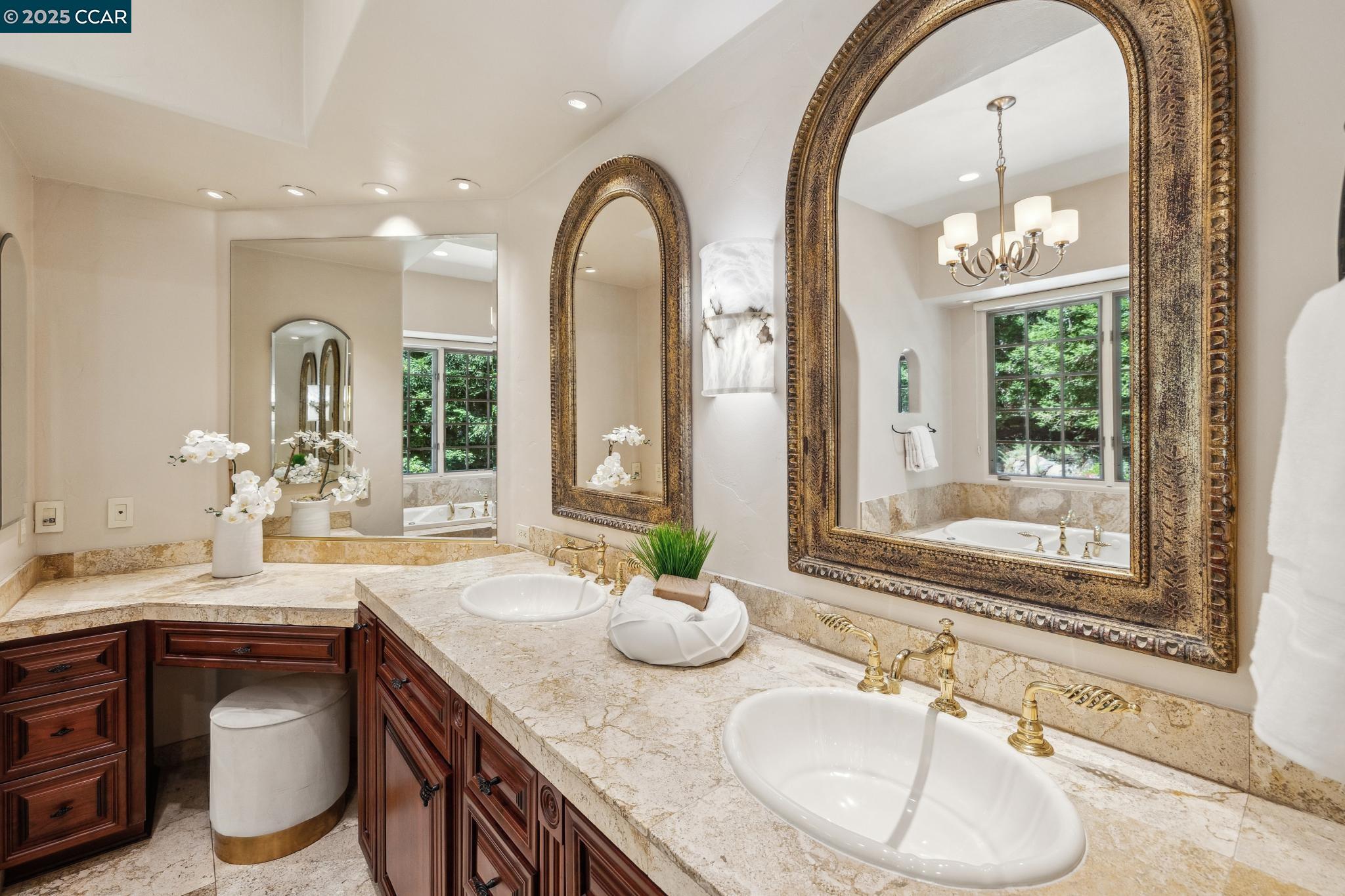 3711 Northgate Woods Court