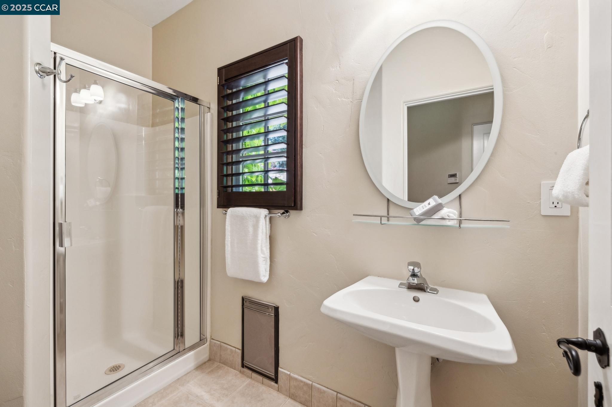 3711 Northgate Woods Court