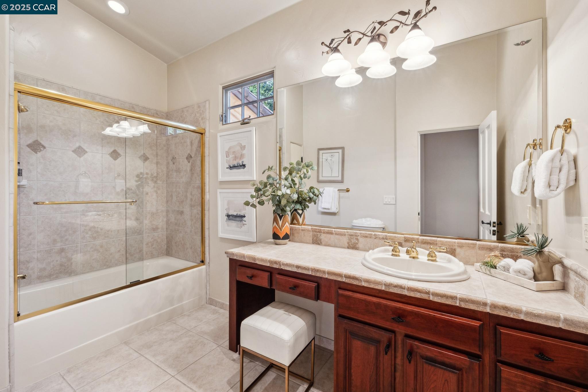 3711 Northgate Woods Court