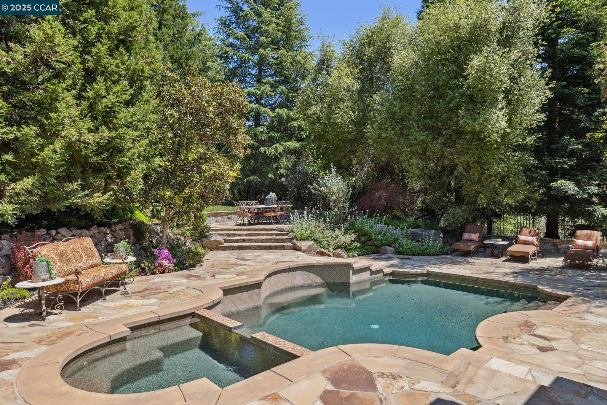 3711 Northgate Woods Court