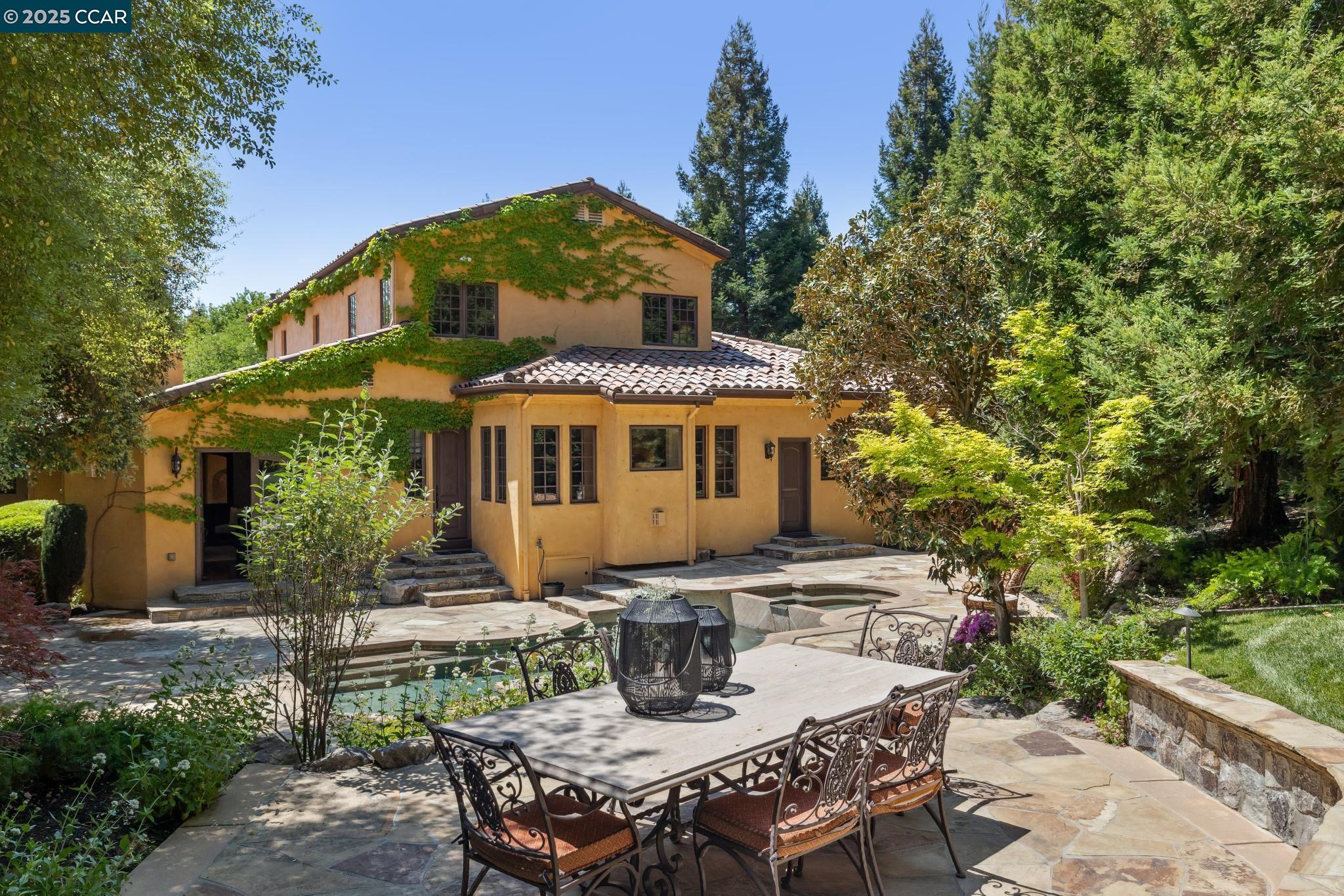 3711 Northgate Woods Court