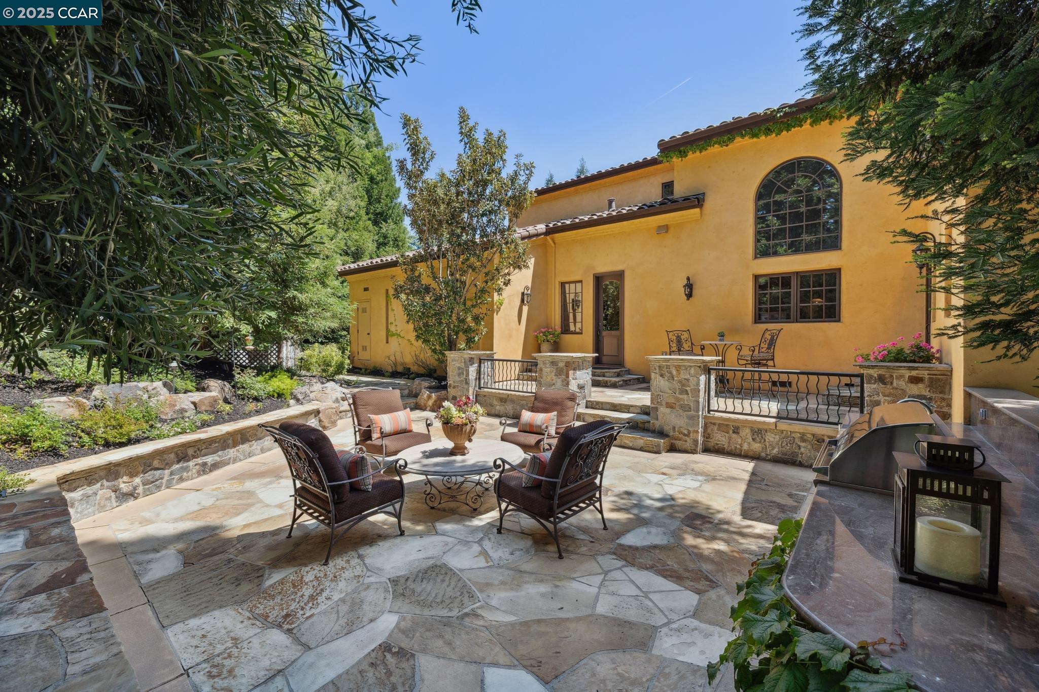 3711 Northgate Woods Court